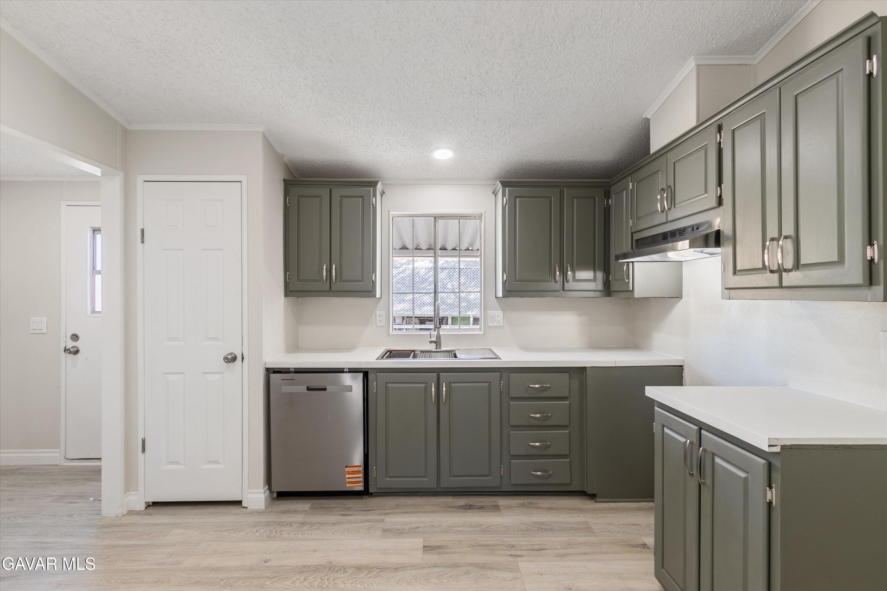 45111 E 25th St Unit: 12