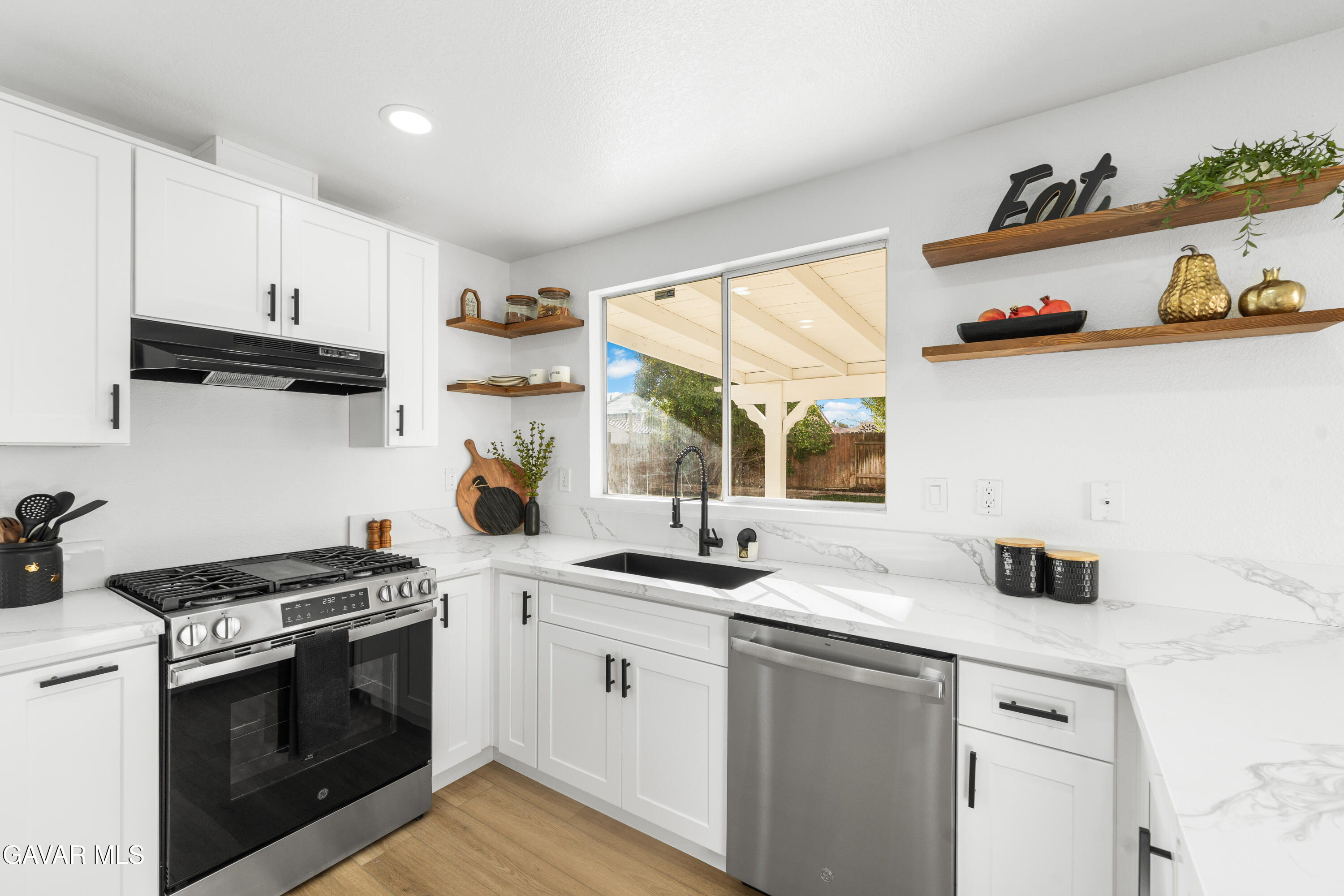 44123 Sundance Court