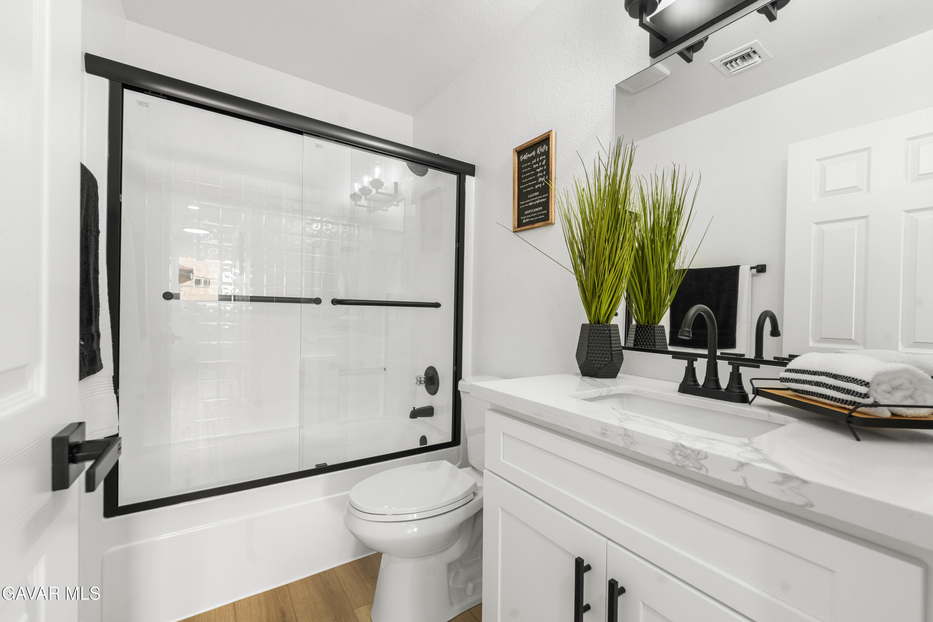 44123 Sundance Court