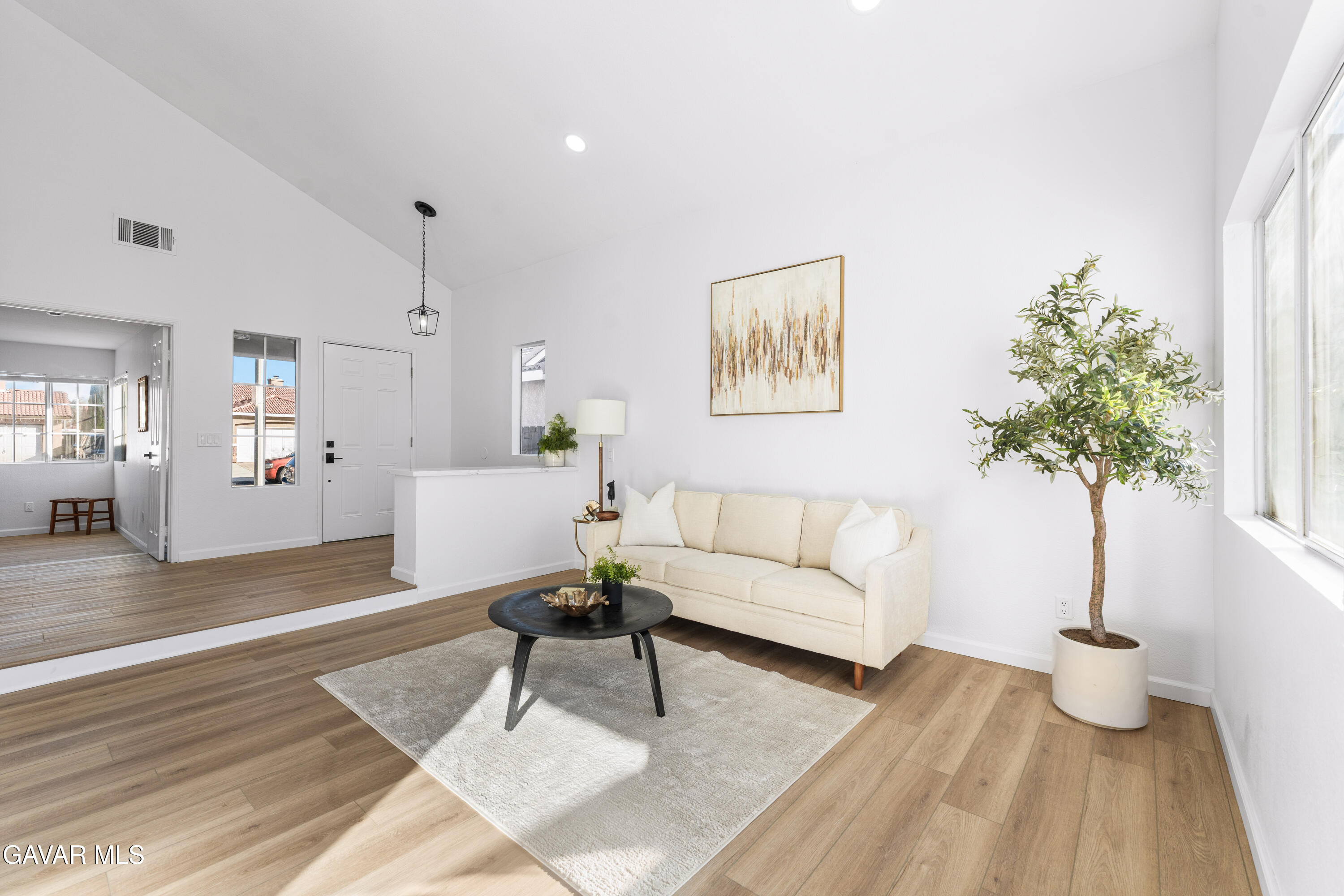 44123 Sundance Court