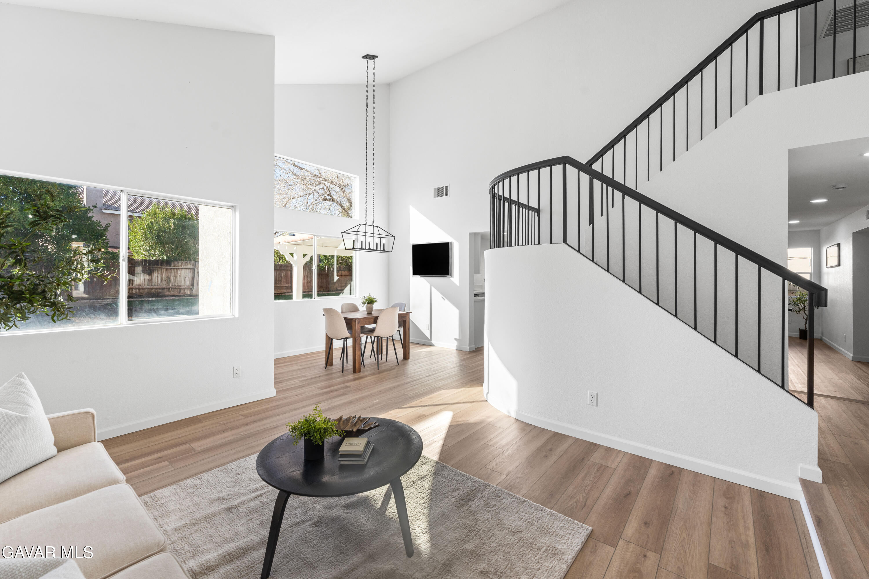 44123 Sundance Court