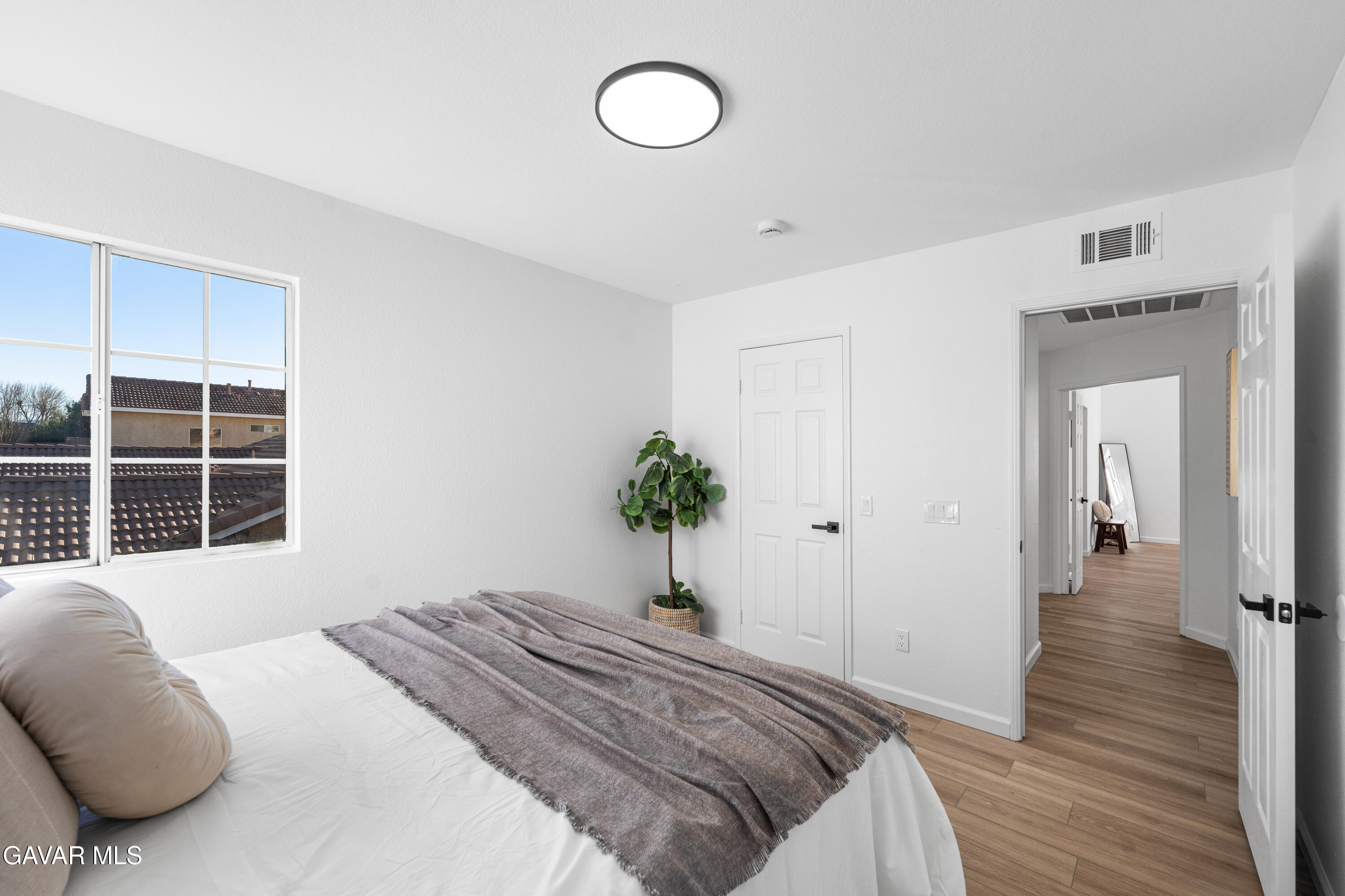 44123 Sundance Court