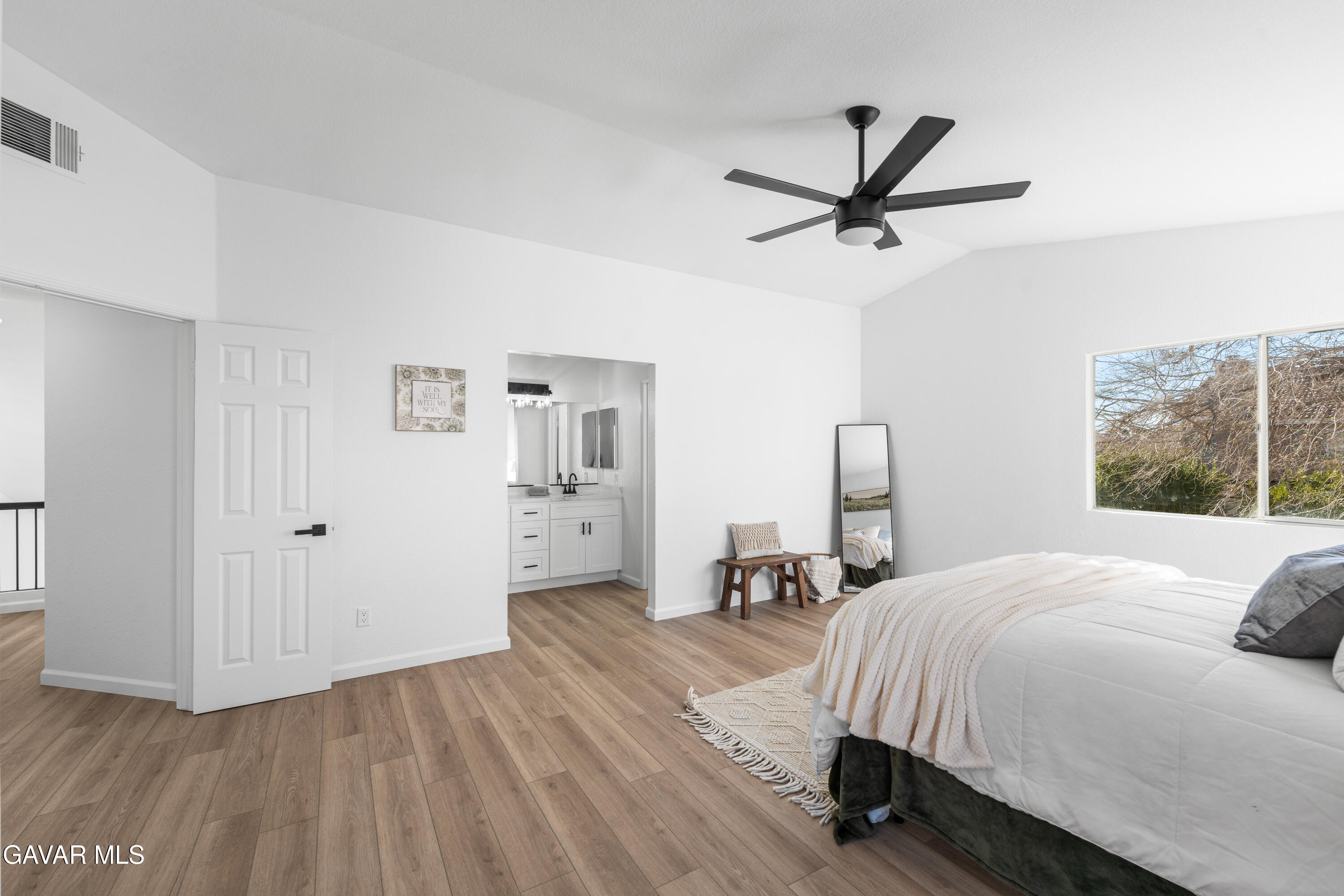 44123 Sundance Court