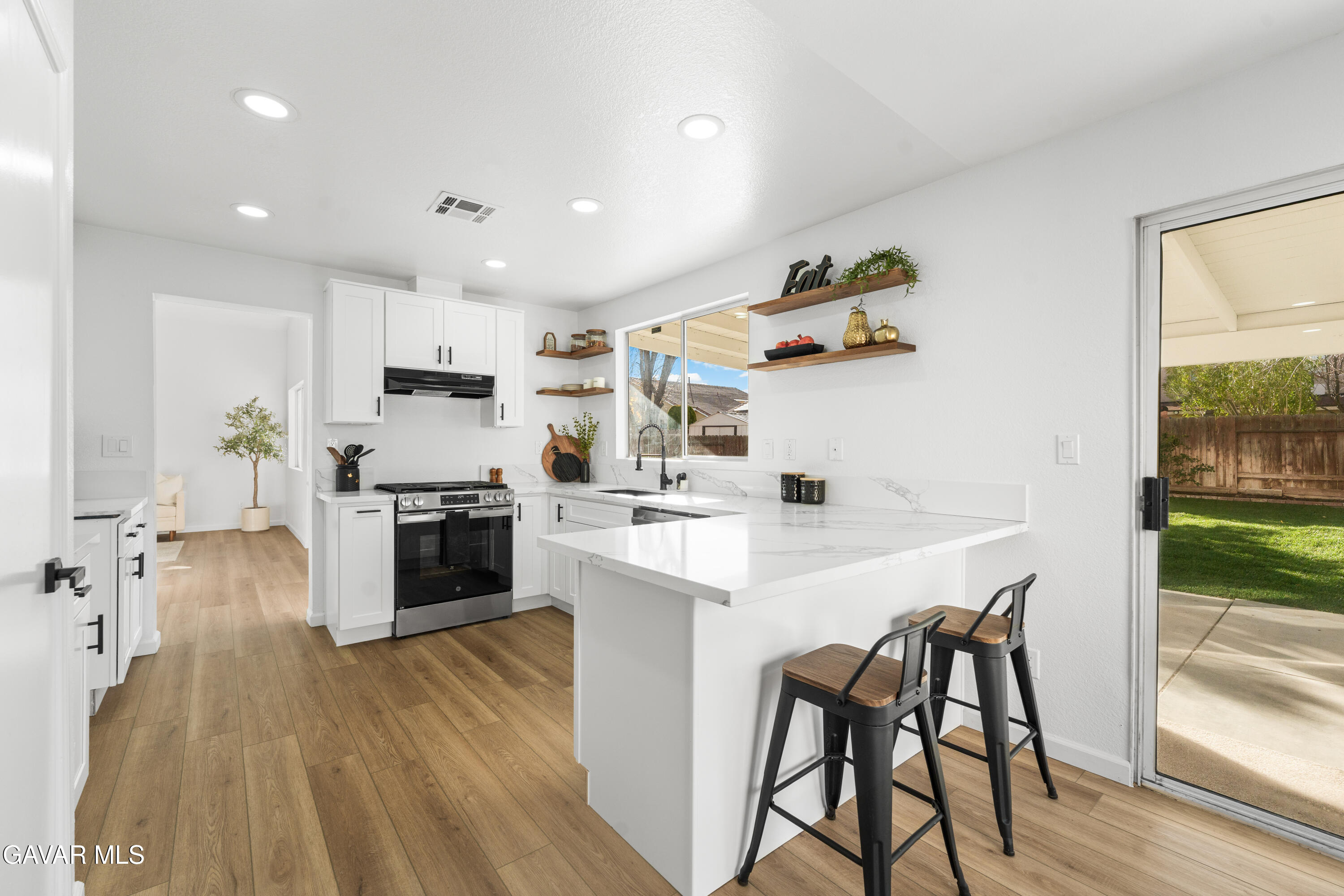 44123 Sundance Court