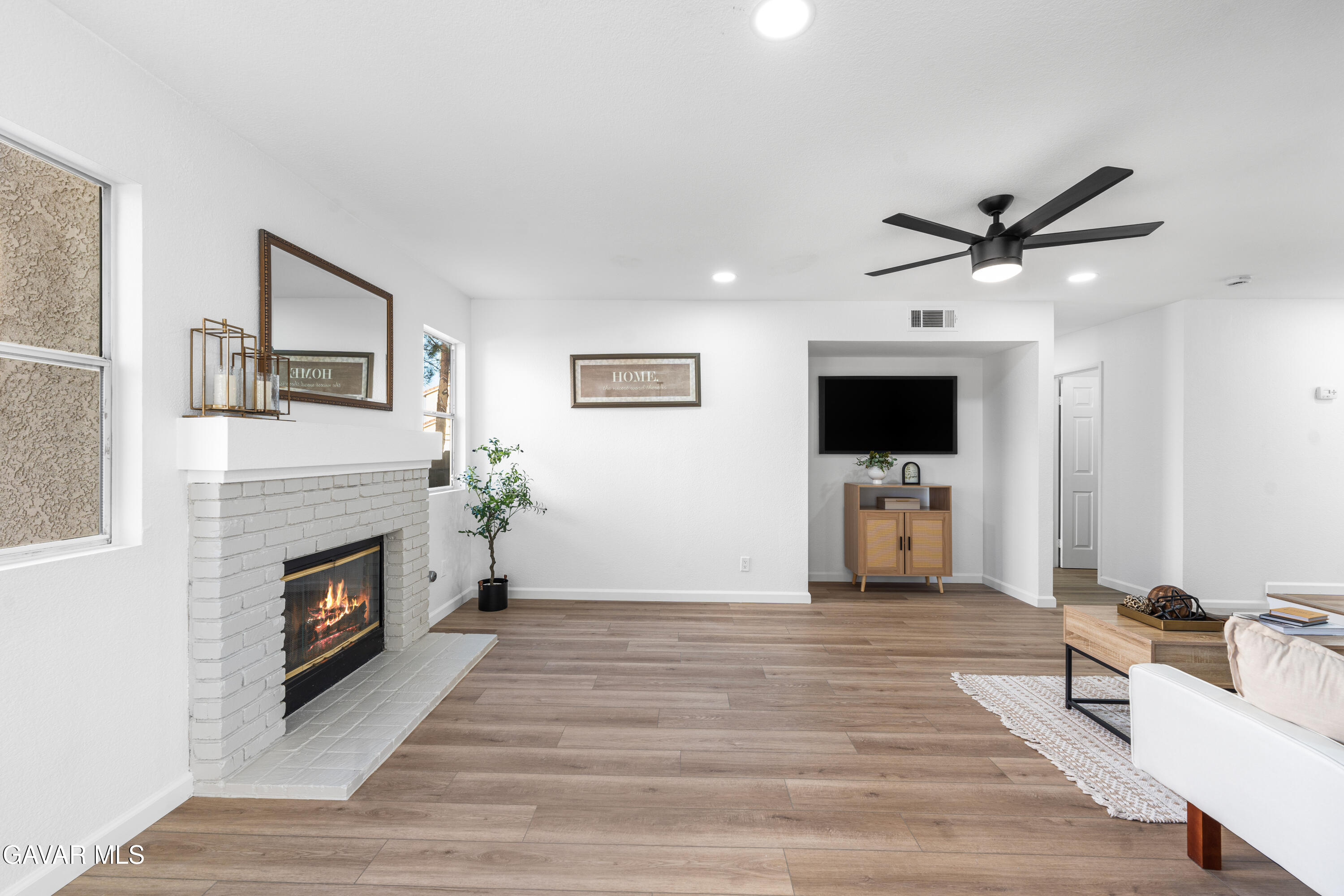 44123 Sundance Court