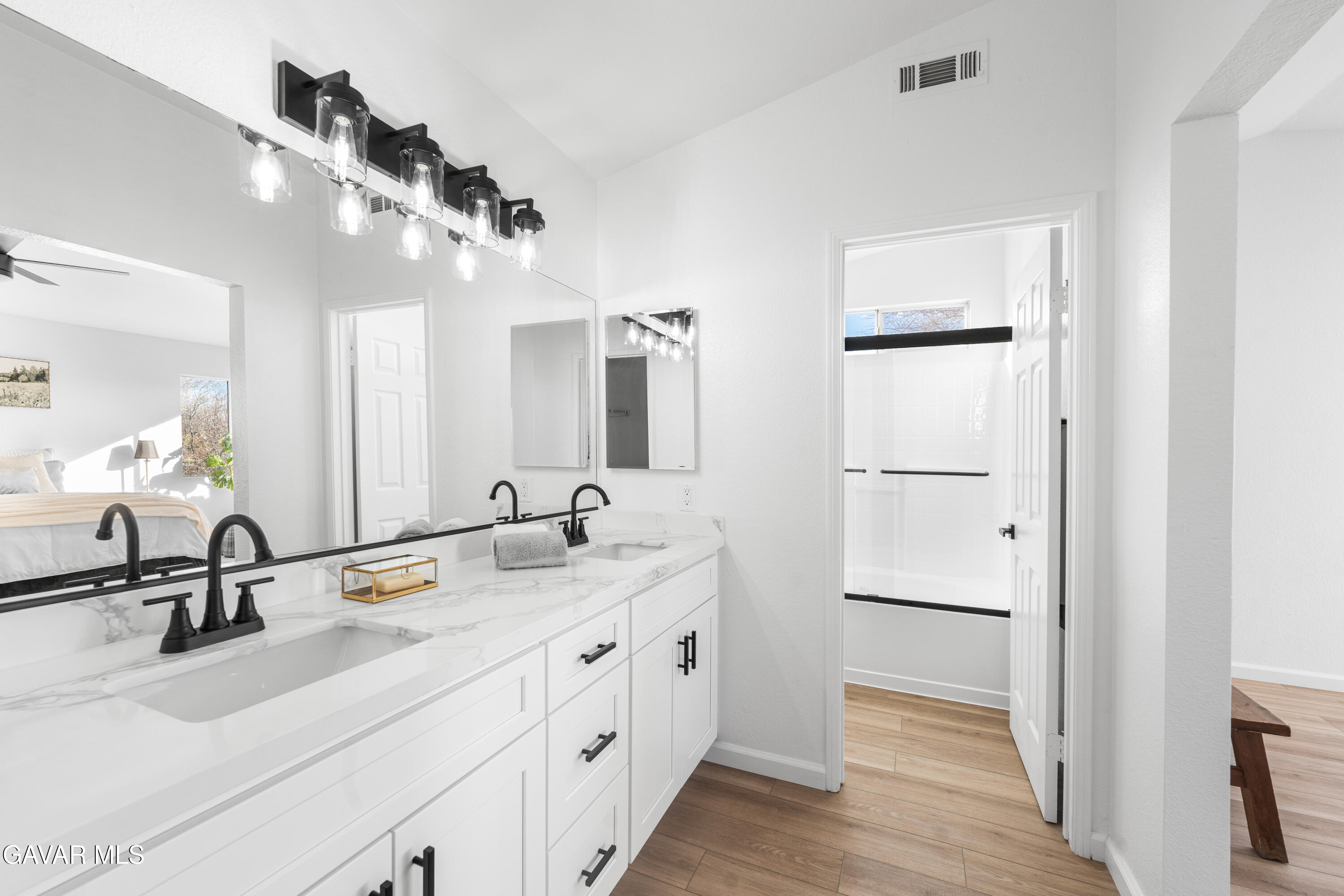 44123 Sundance Court