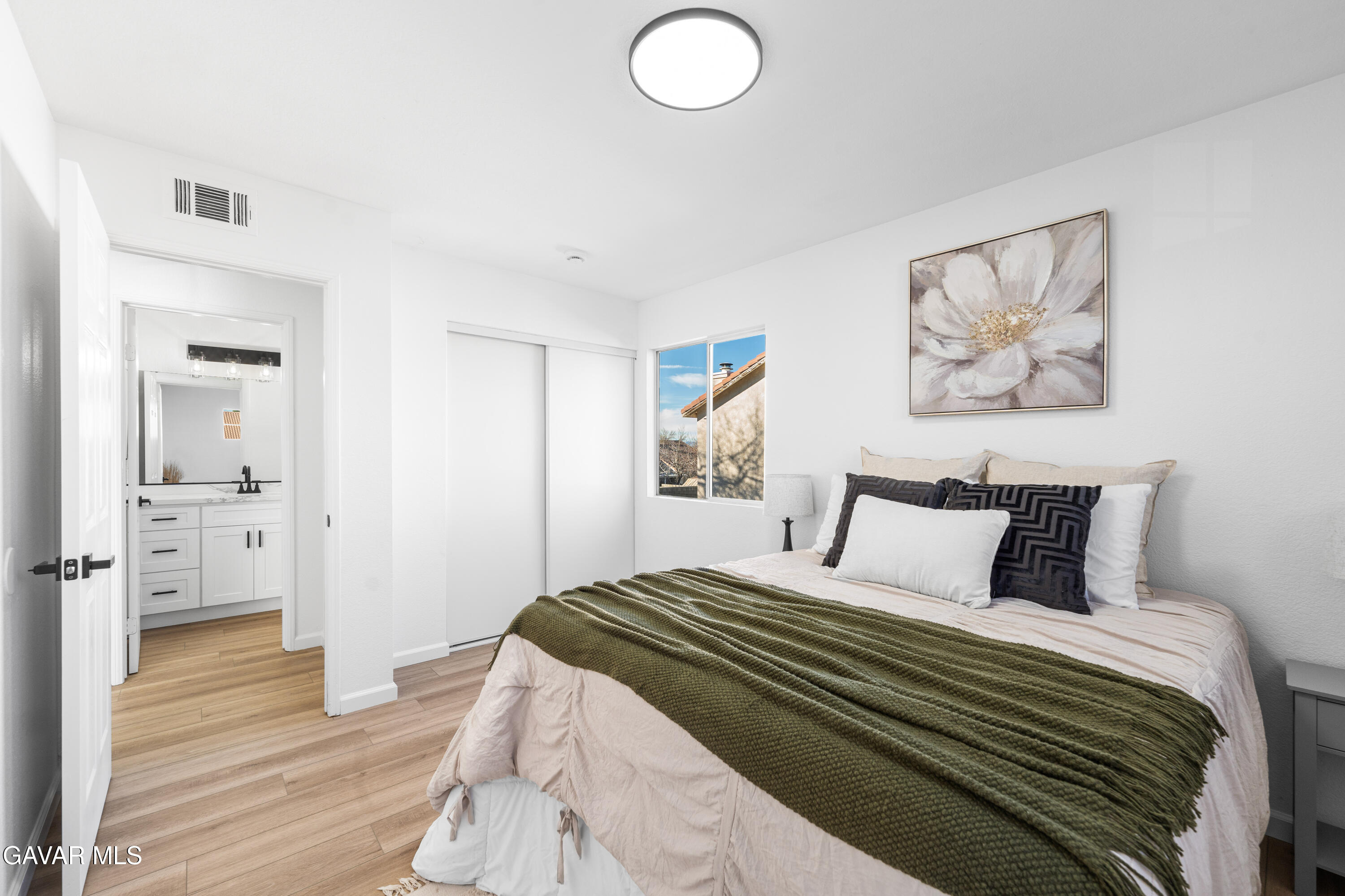 44123 Sundance Court