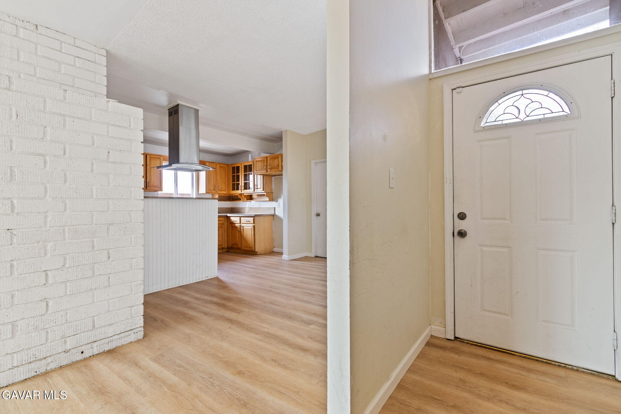 1132 W Holguin Street