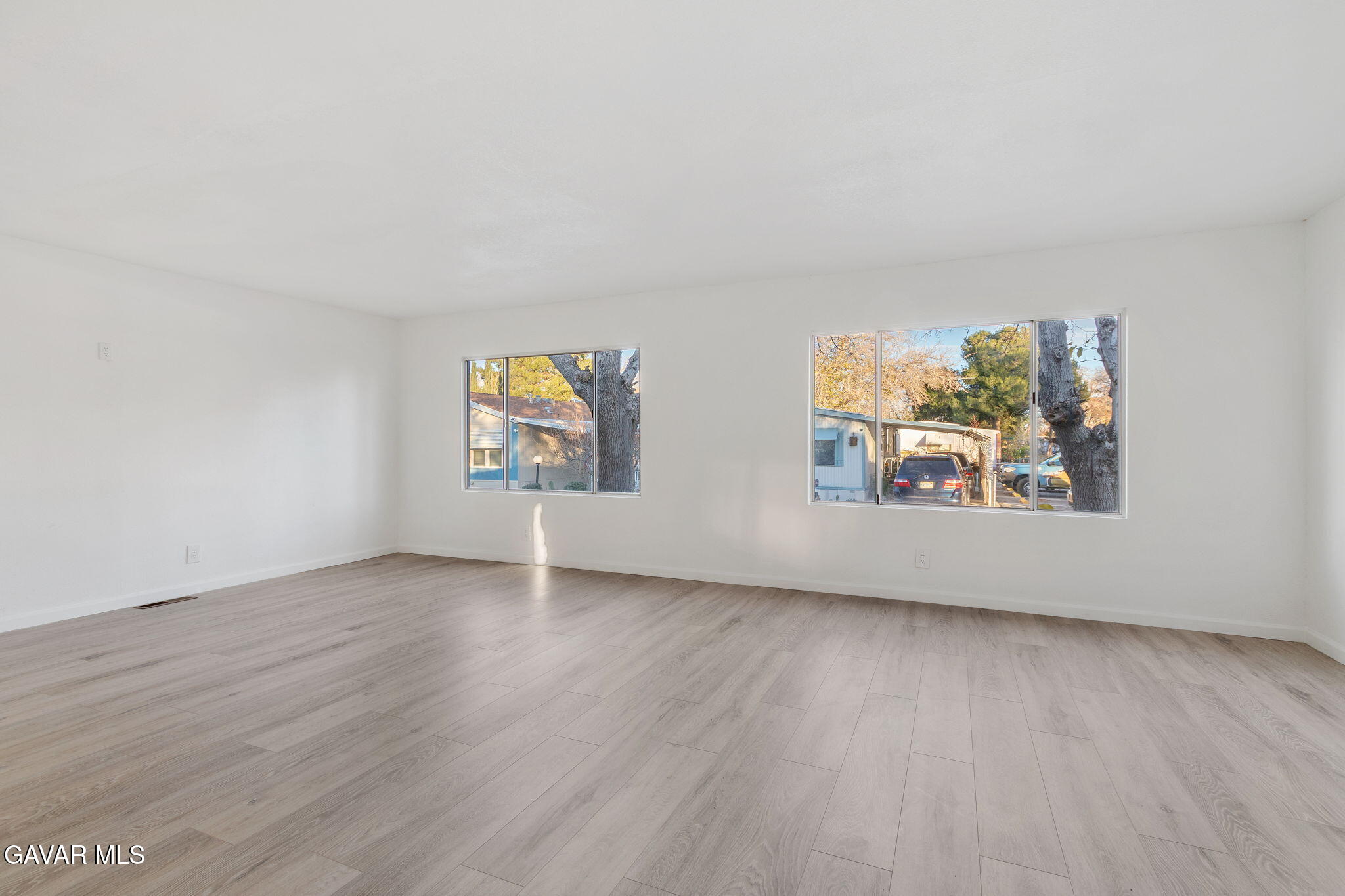 43850 E 20th St, 226