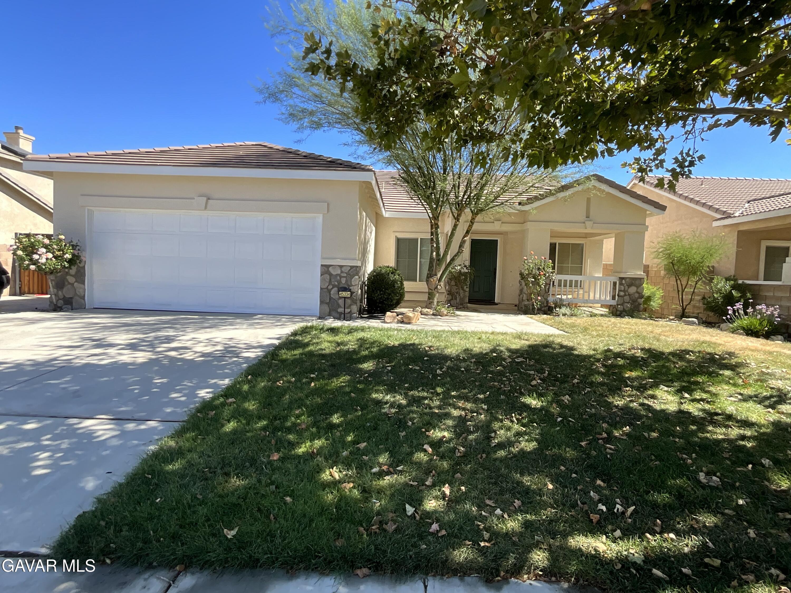 45334 W 21st Street West Street