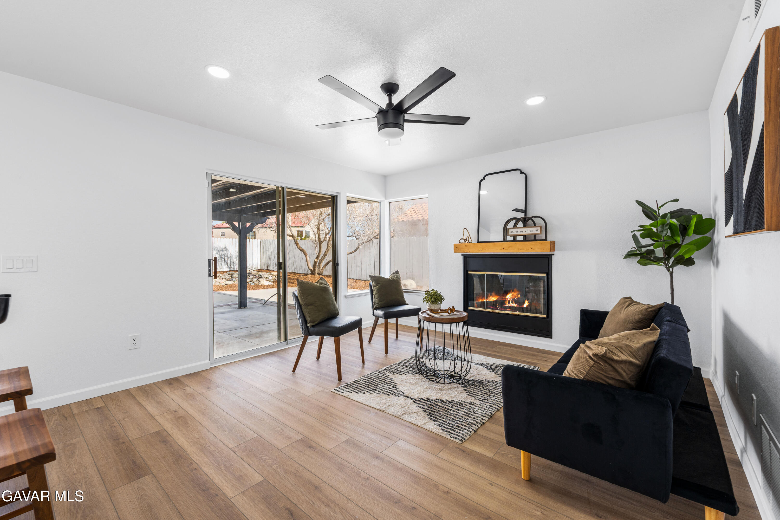 5139 Saint Laurent Place