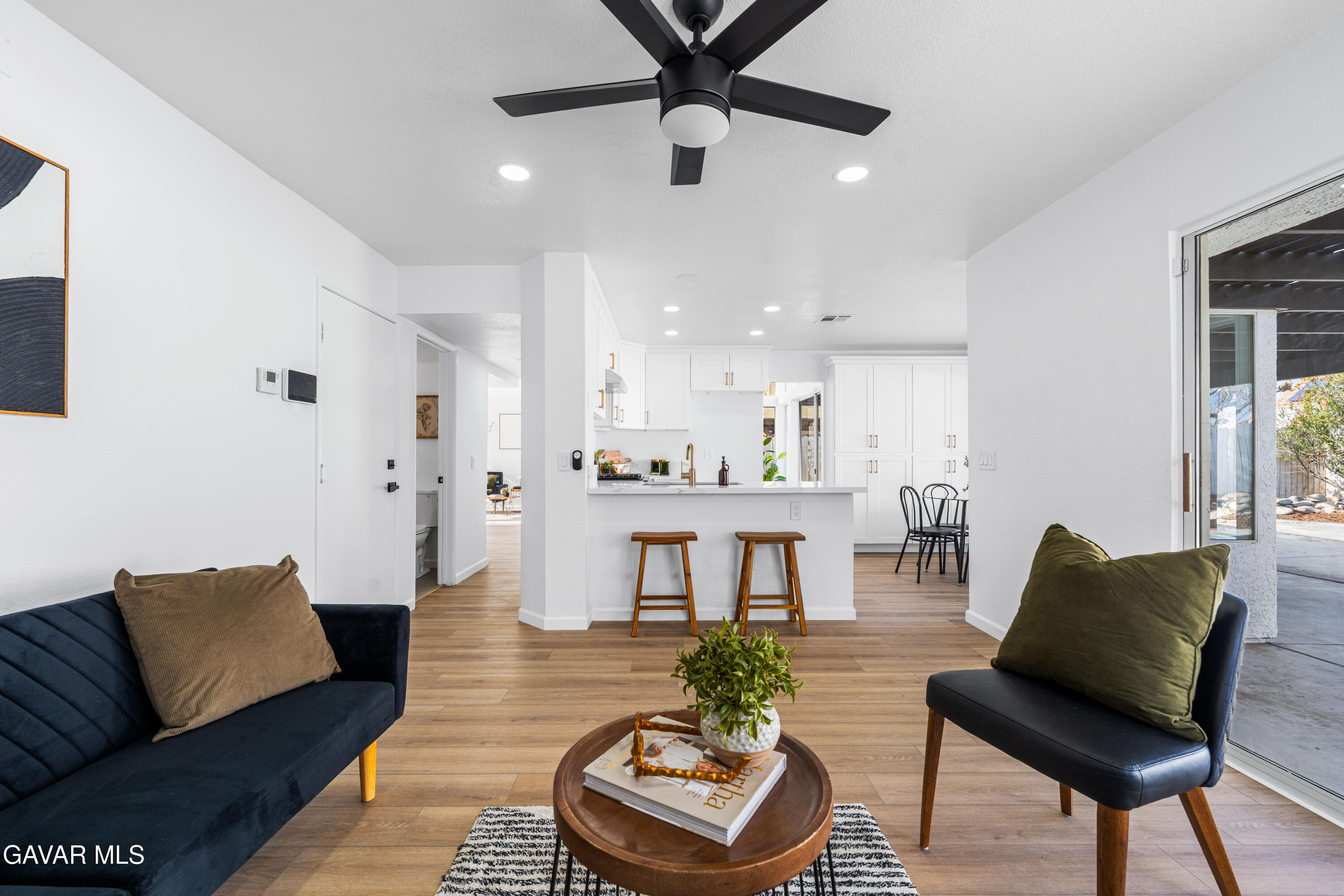 5139 Saint Laurent Place