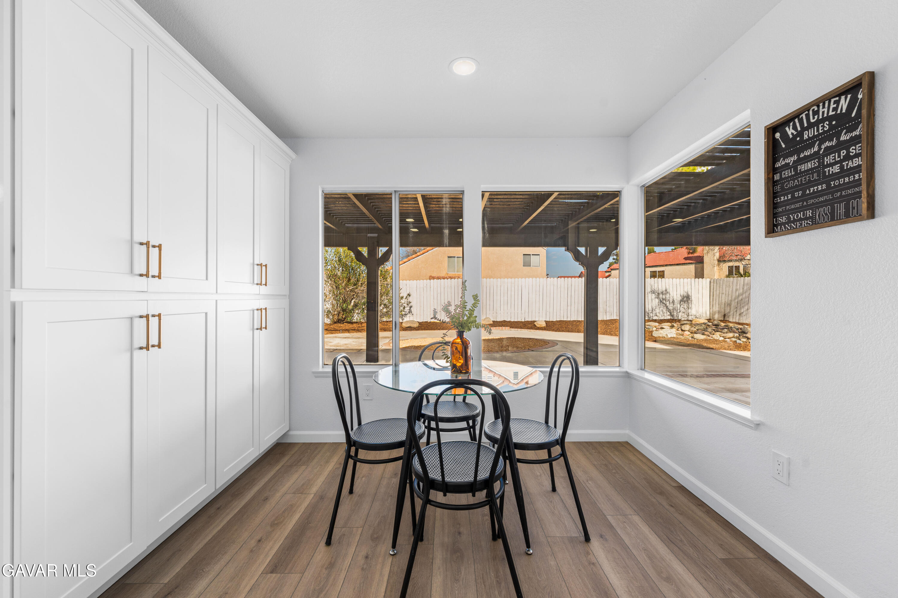 5139 Saint Laurent Place