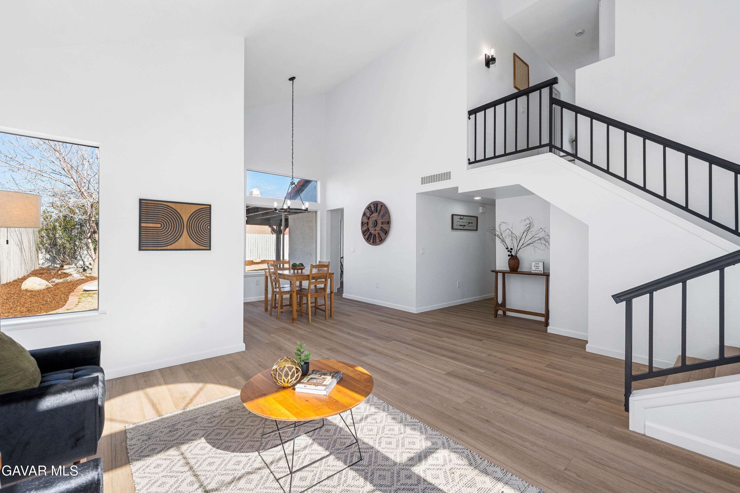 5139 Saint Laurent Place