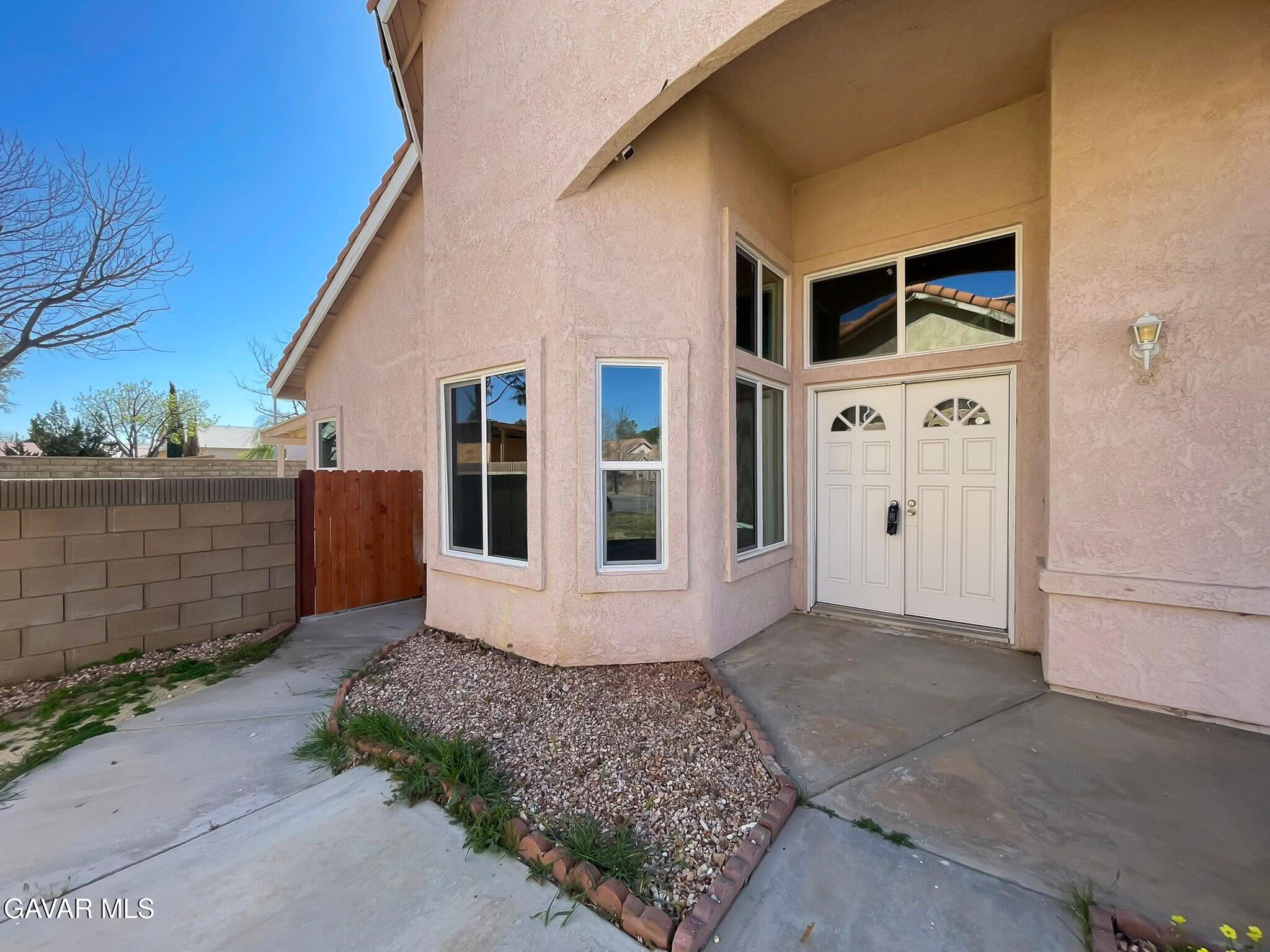 1768 E Mesa Drive