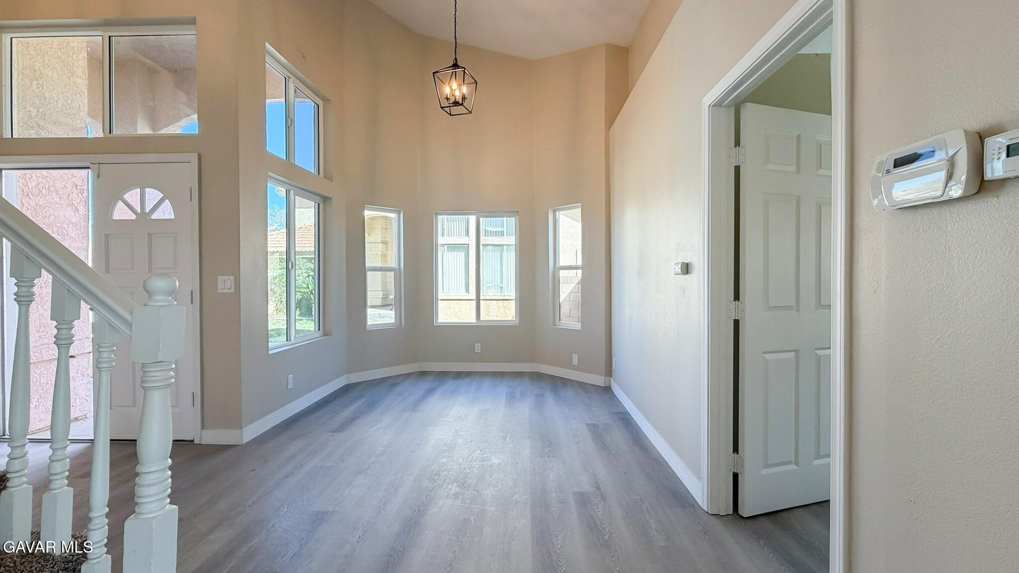 1768 E Mesa Drive