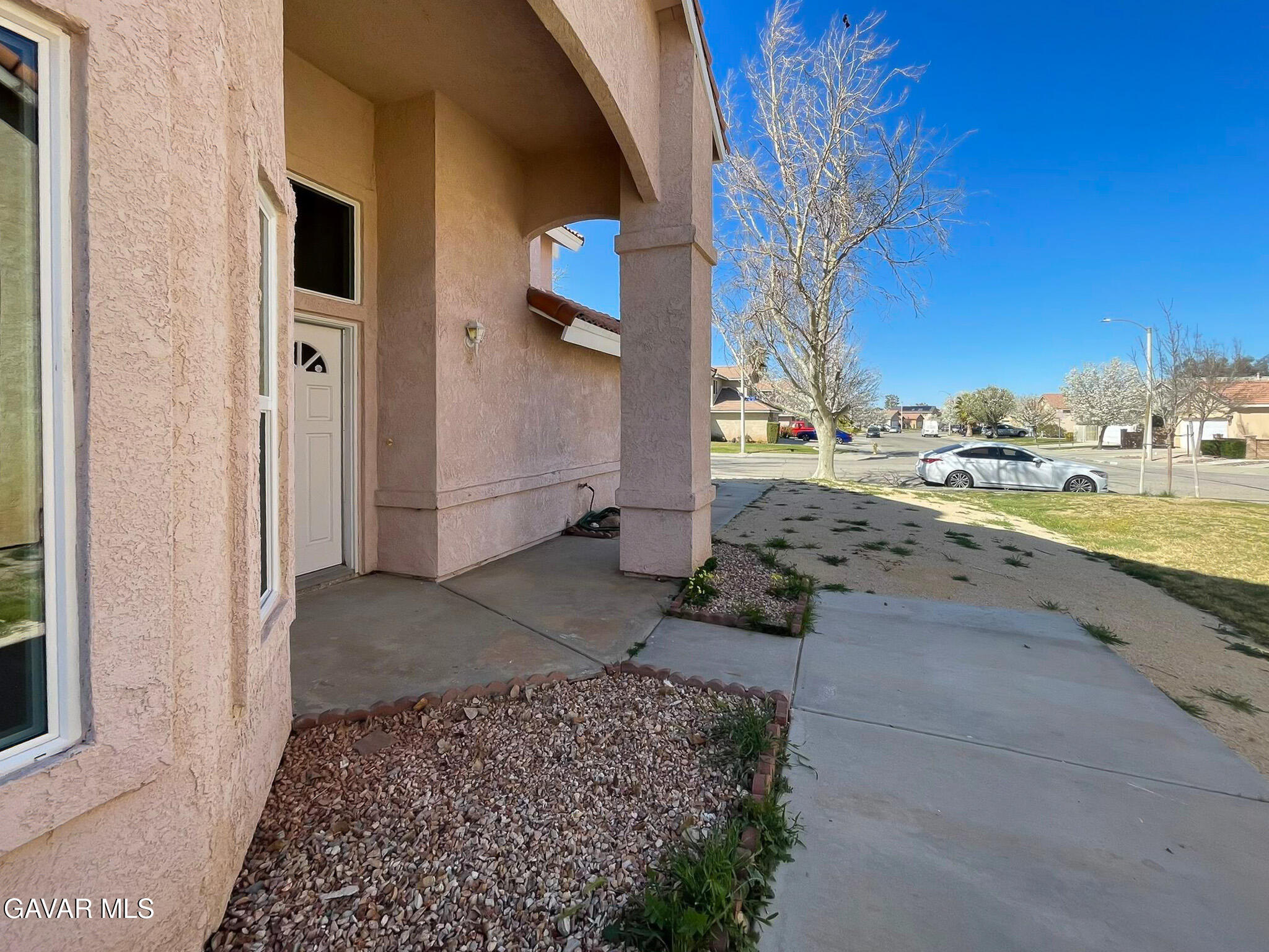 1768 E Mesa Drive
