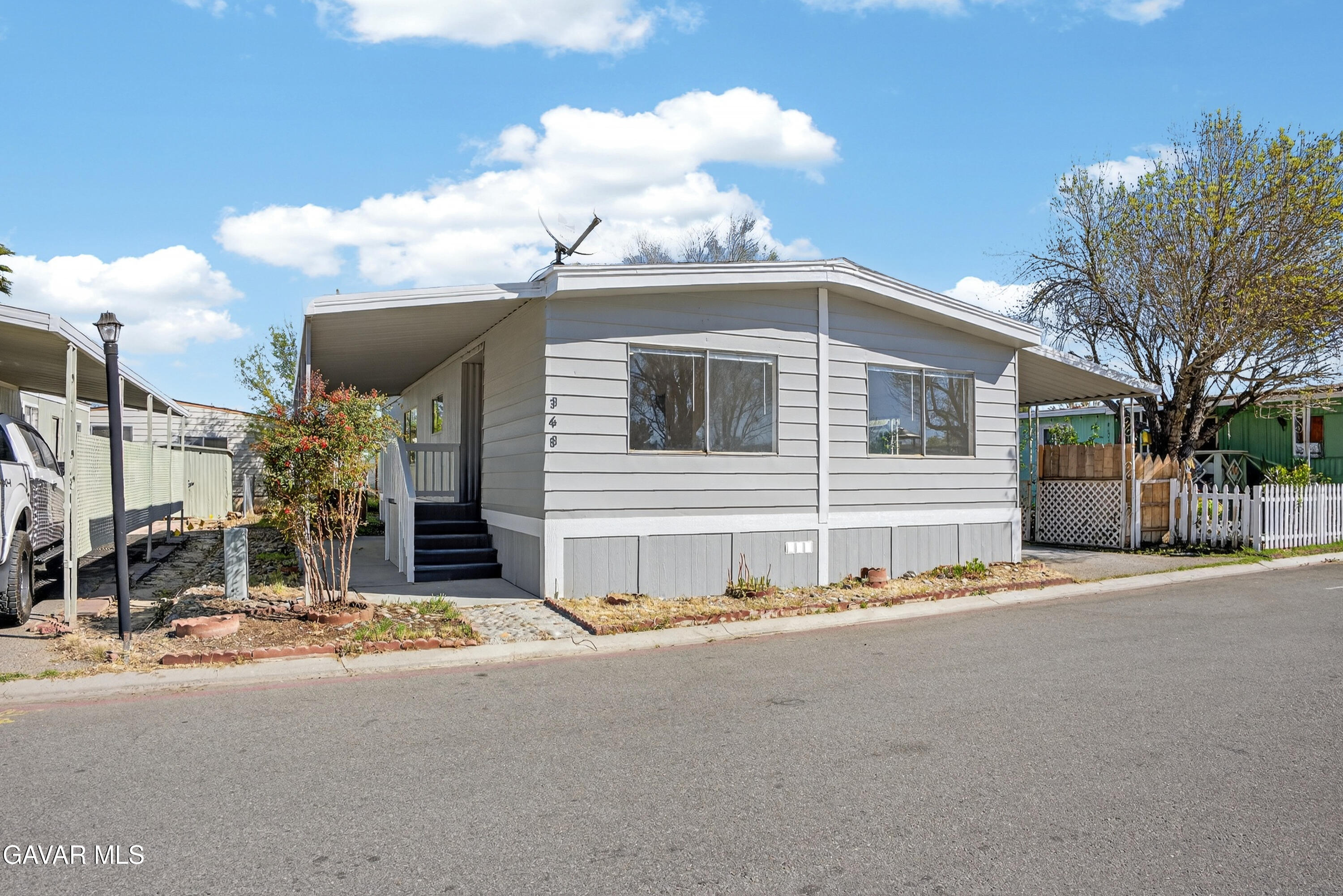 1301 E Avenue I, 348