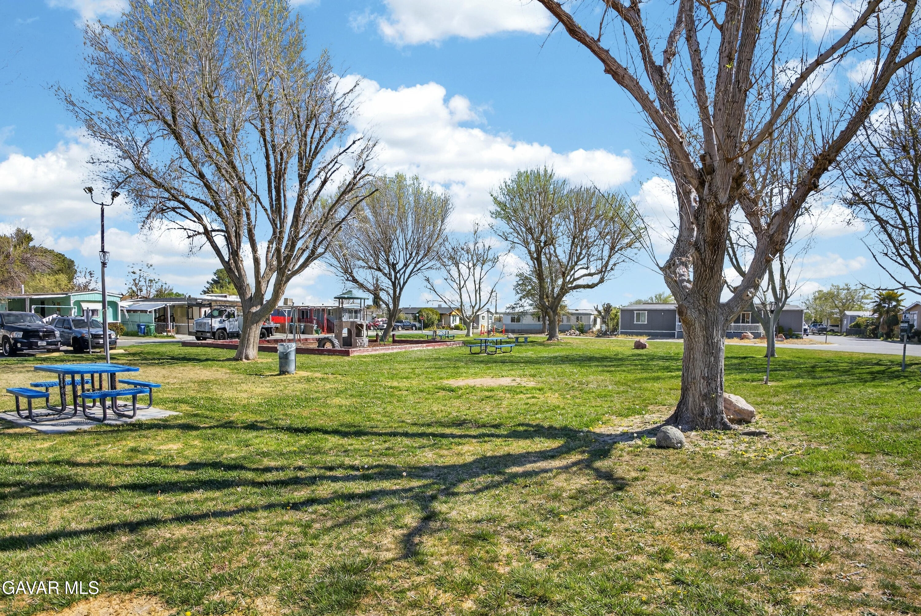 1301 E Avenue I, 348