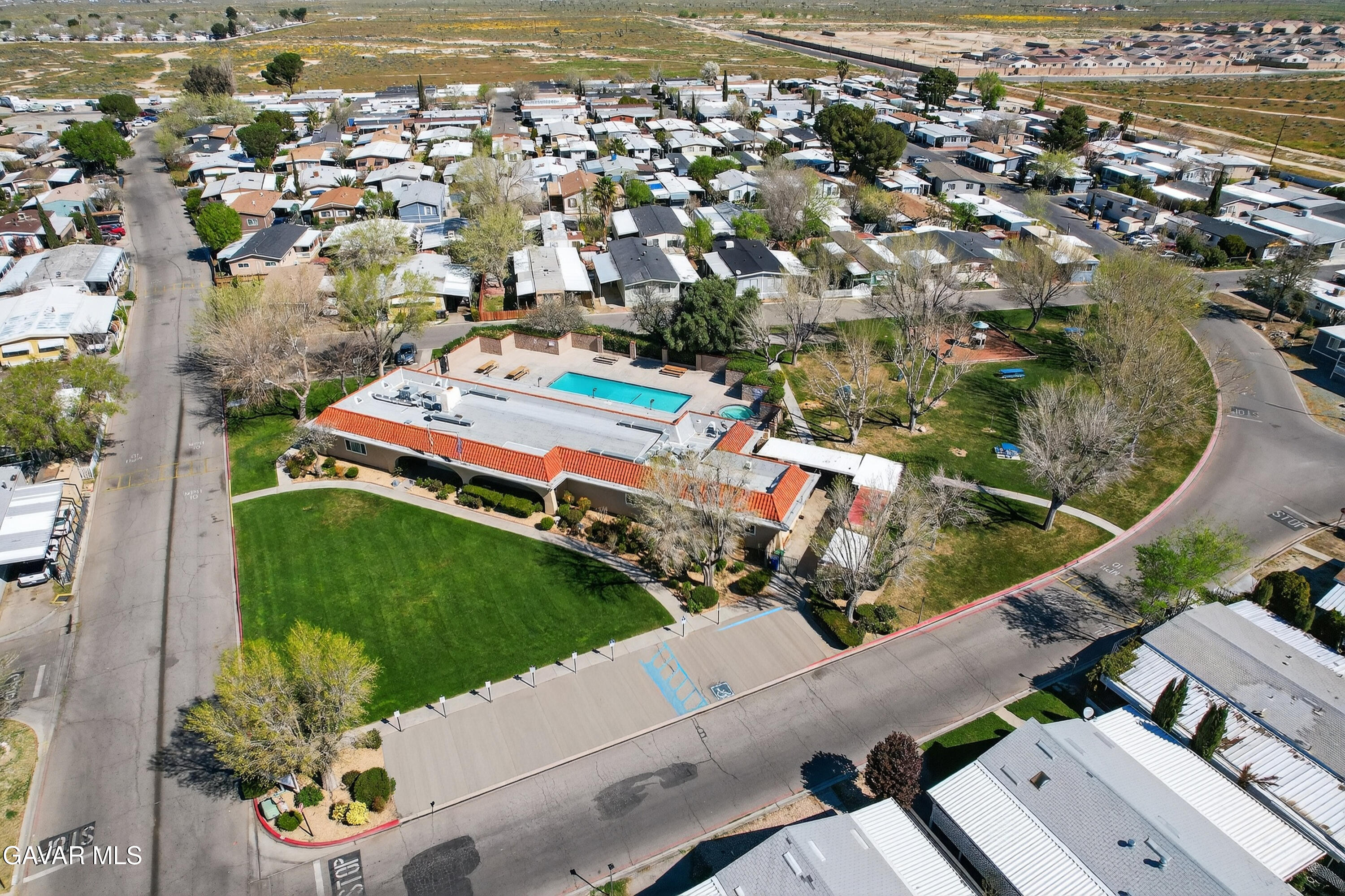 1301 E Avenue I, 348