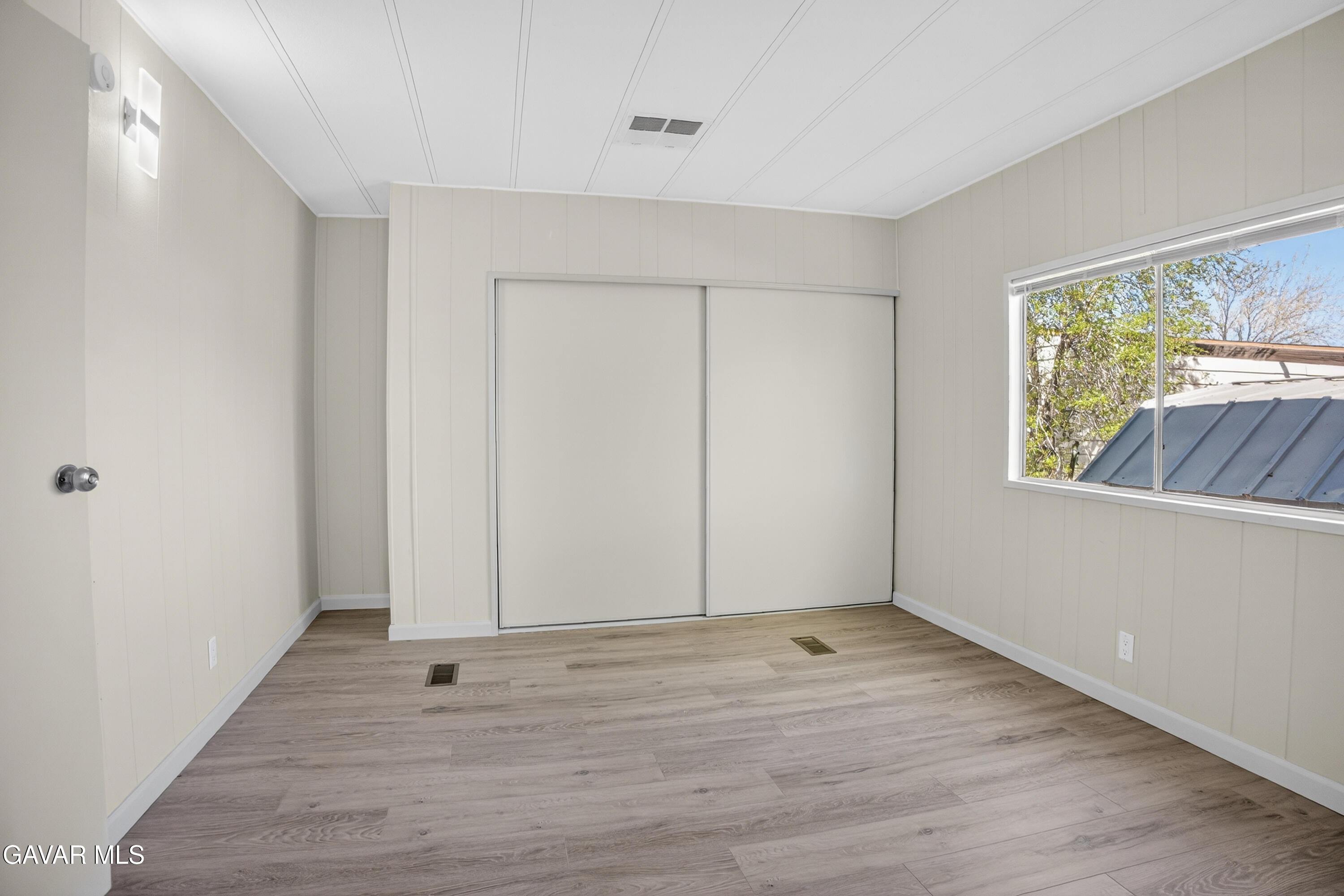 1301 E Avenue I, 348