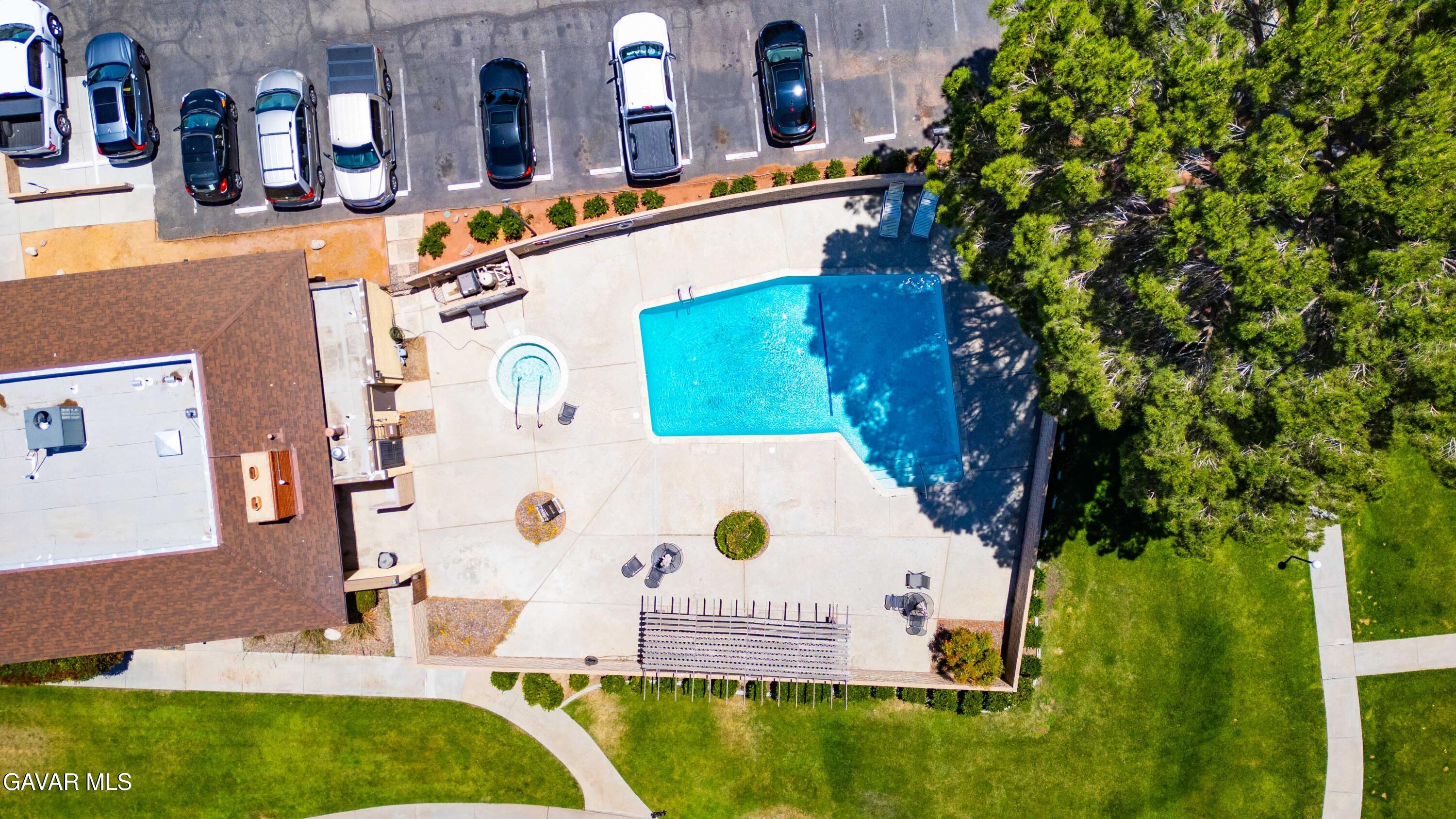 42935 15th, Unit 8