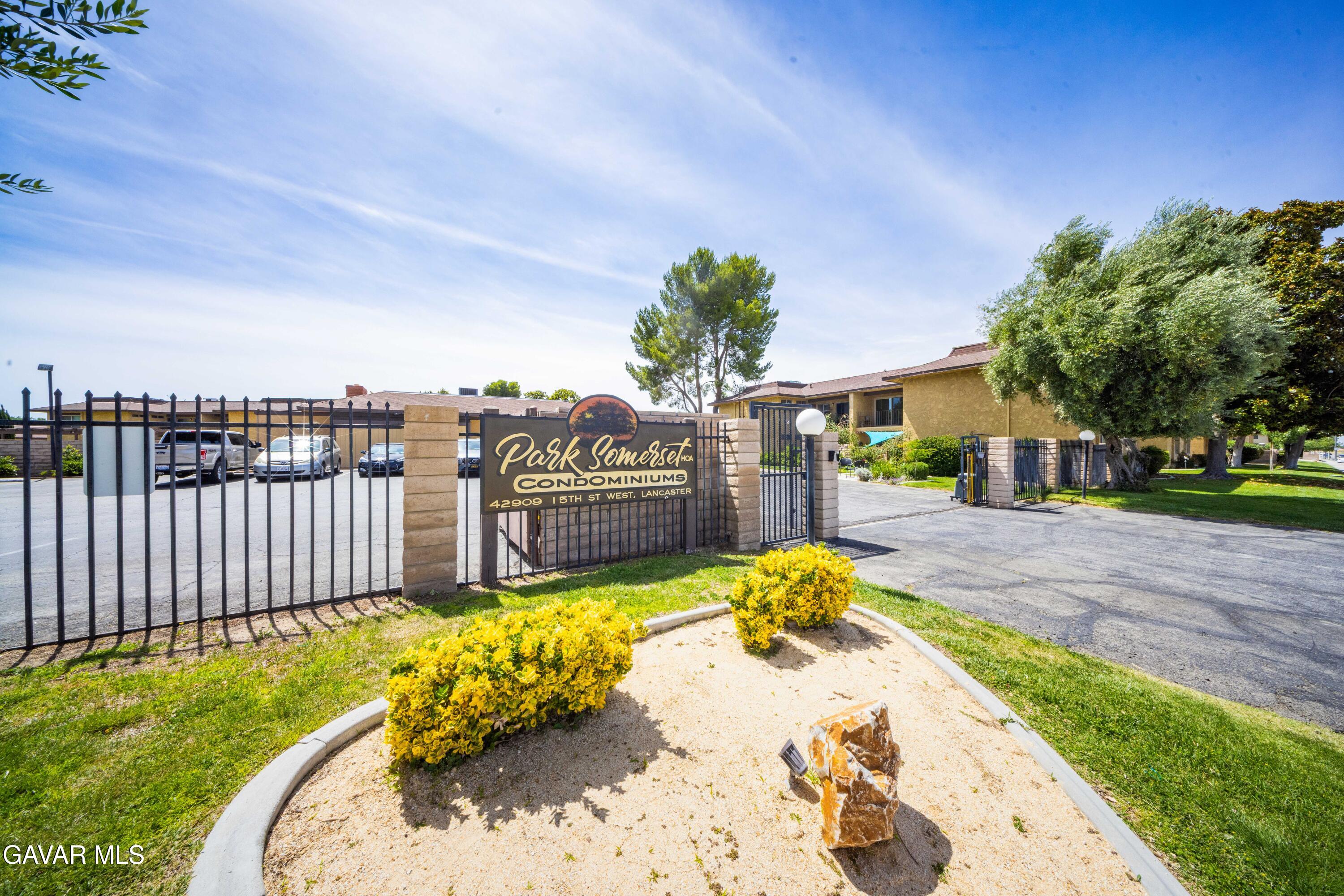 42935 15th, Unit 8