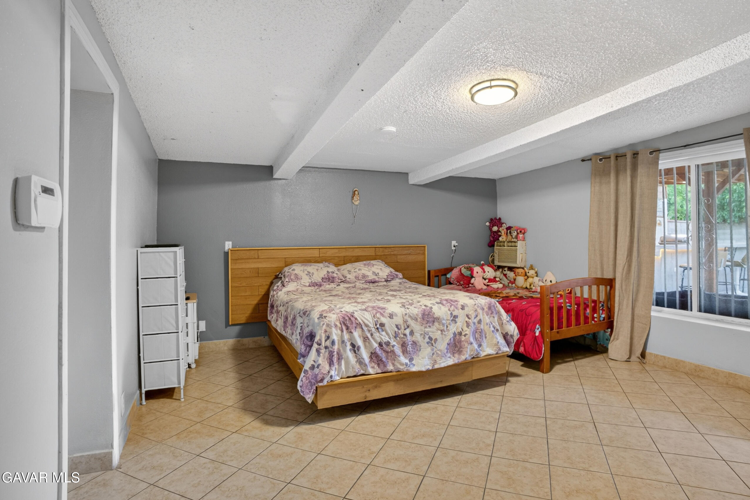 733 W Avenue H12