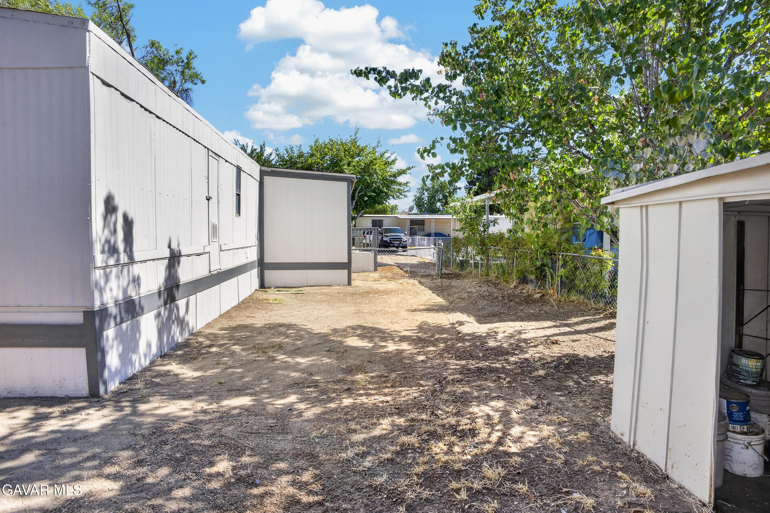 43850 E 20th Street, 4