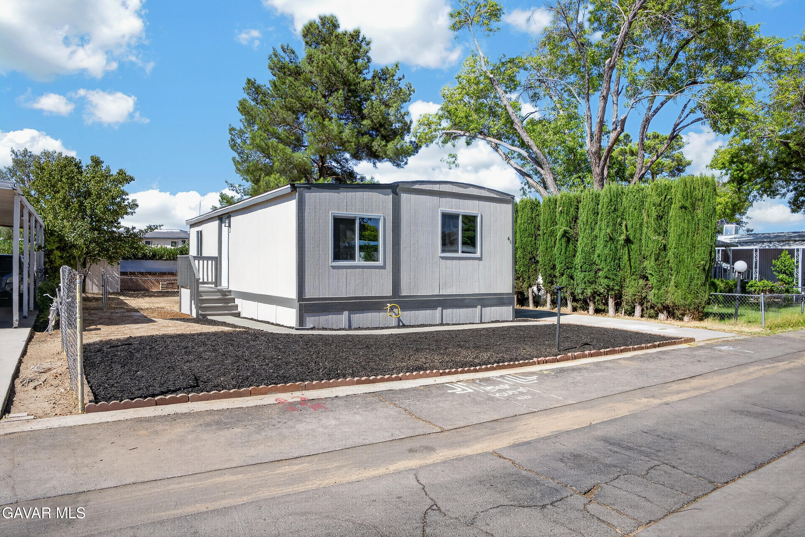 43850 E 20th Street, 4