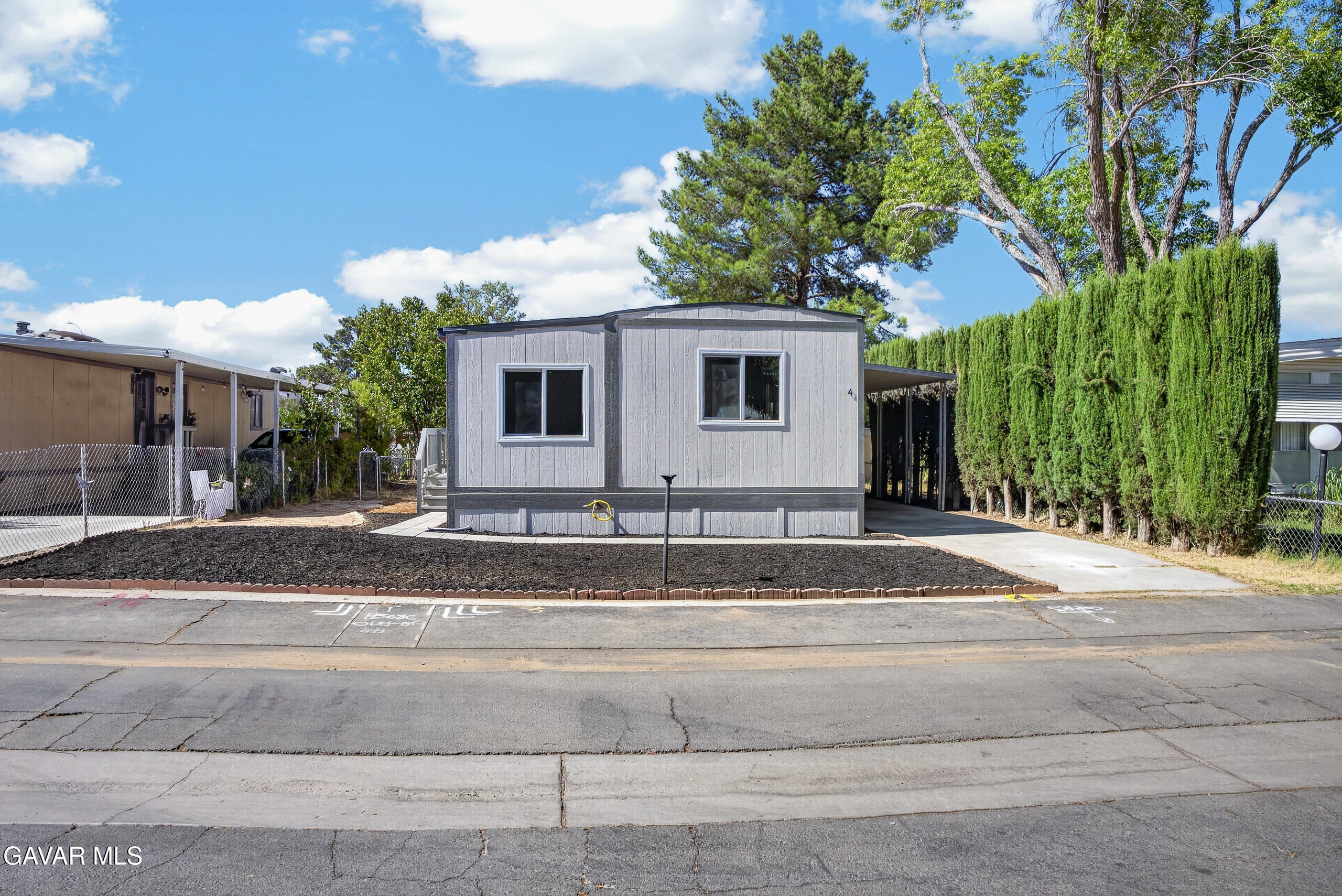 43850 E 20th Street, 4