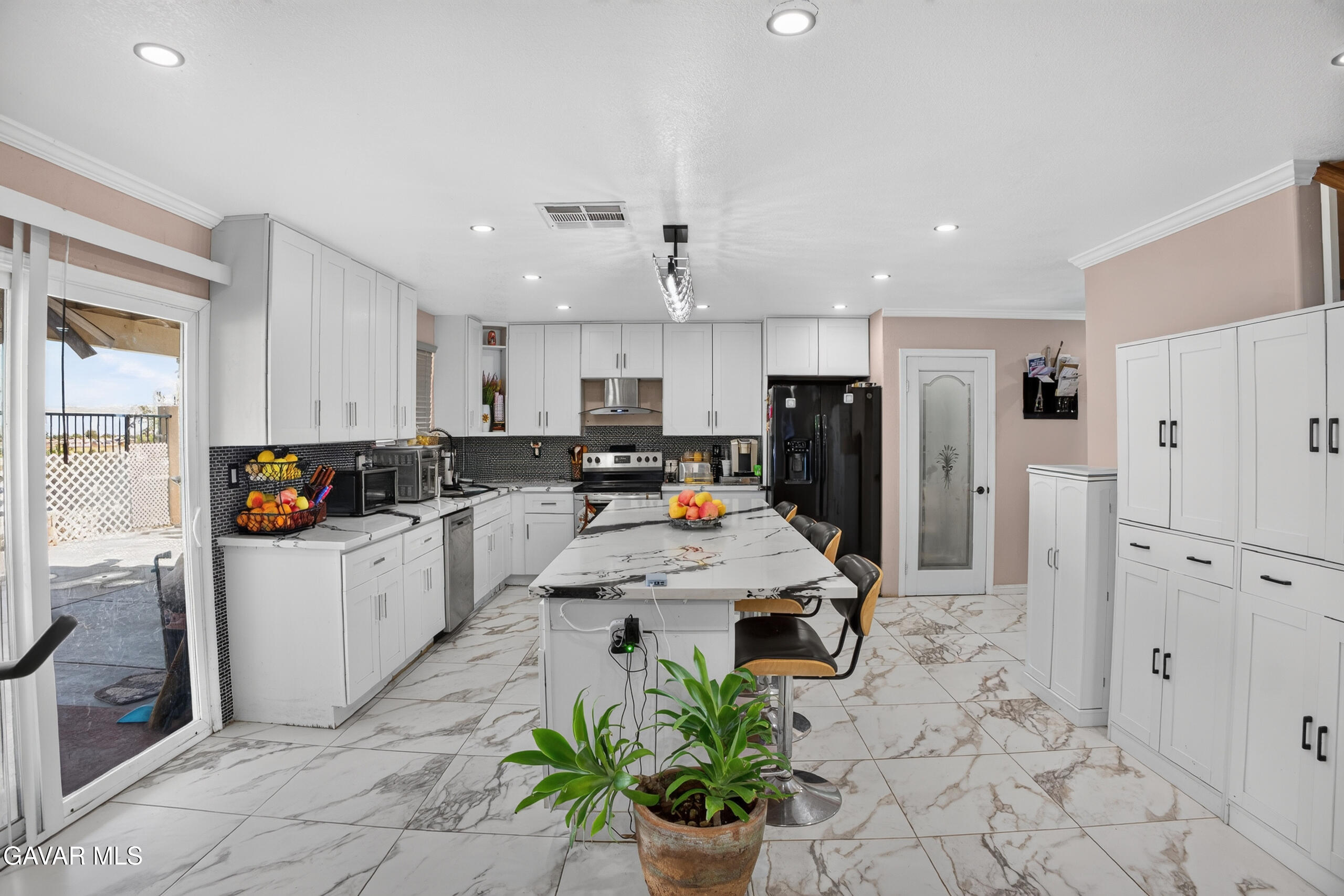 2225 Carolyn Drive