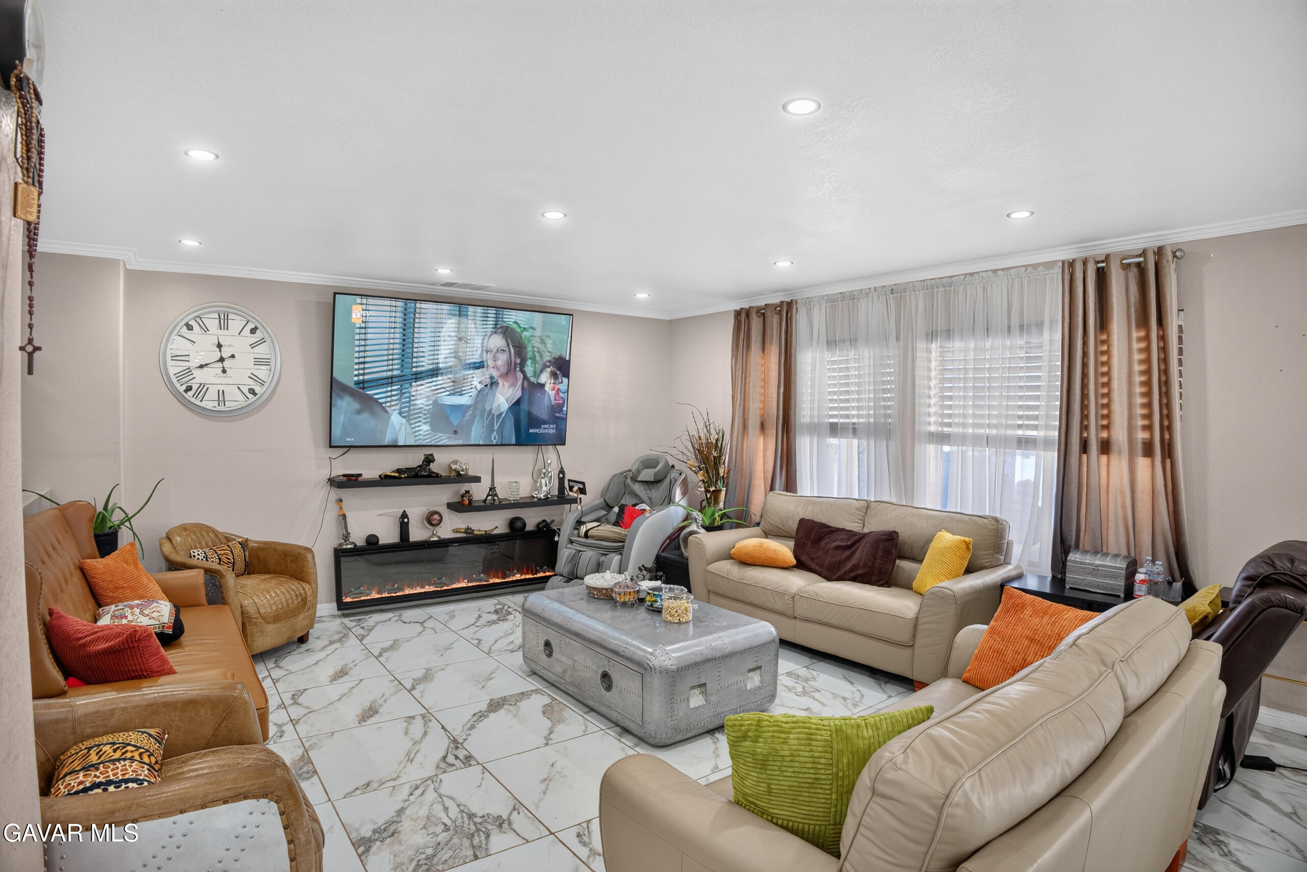 2225 Carolyn Drive