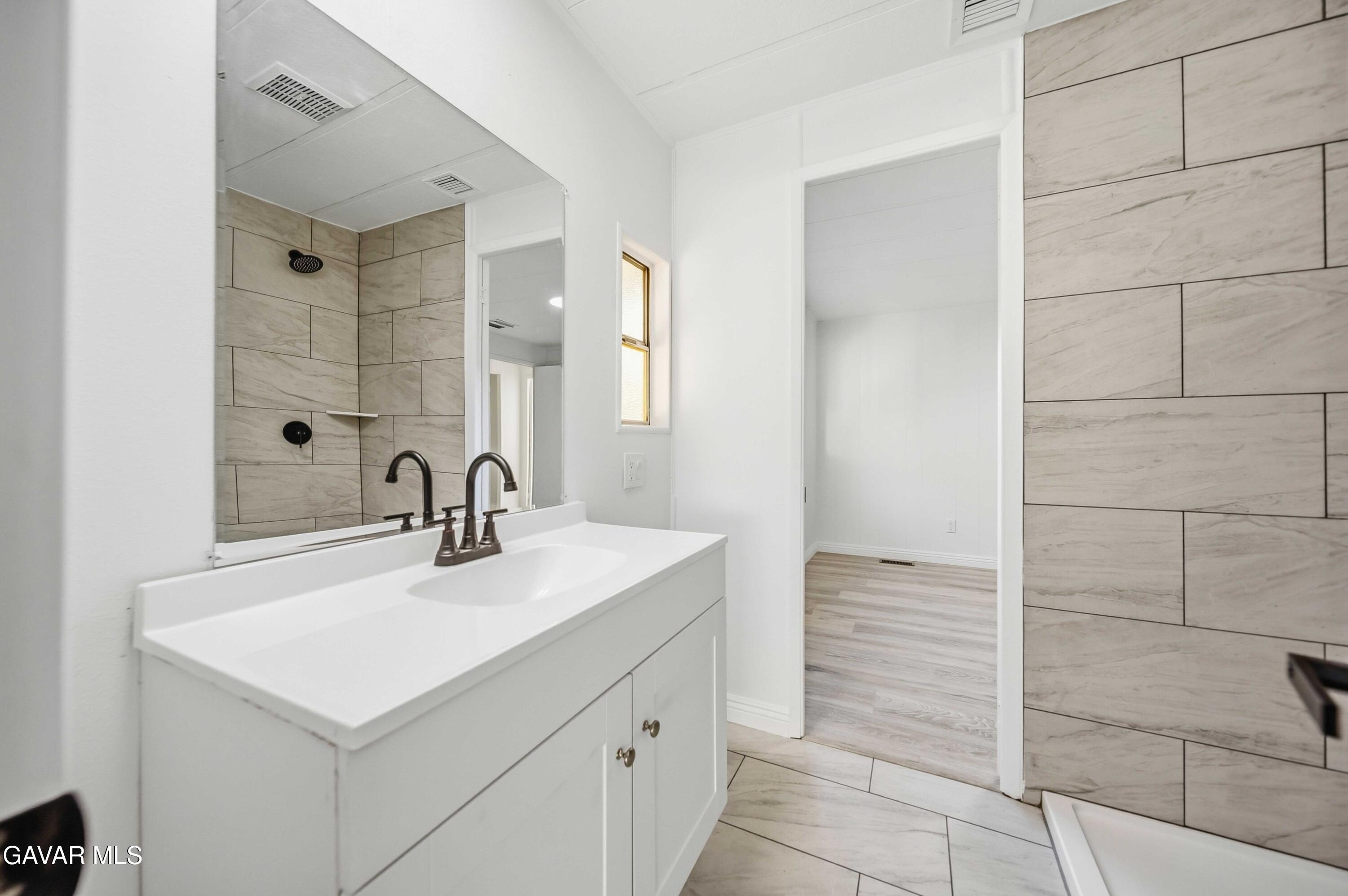 43850 20th St E Space, 47