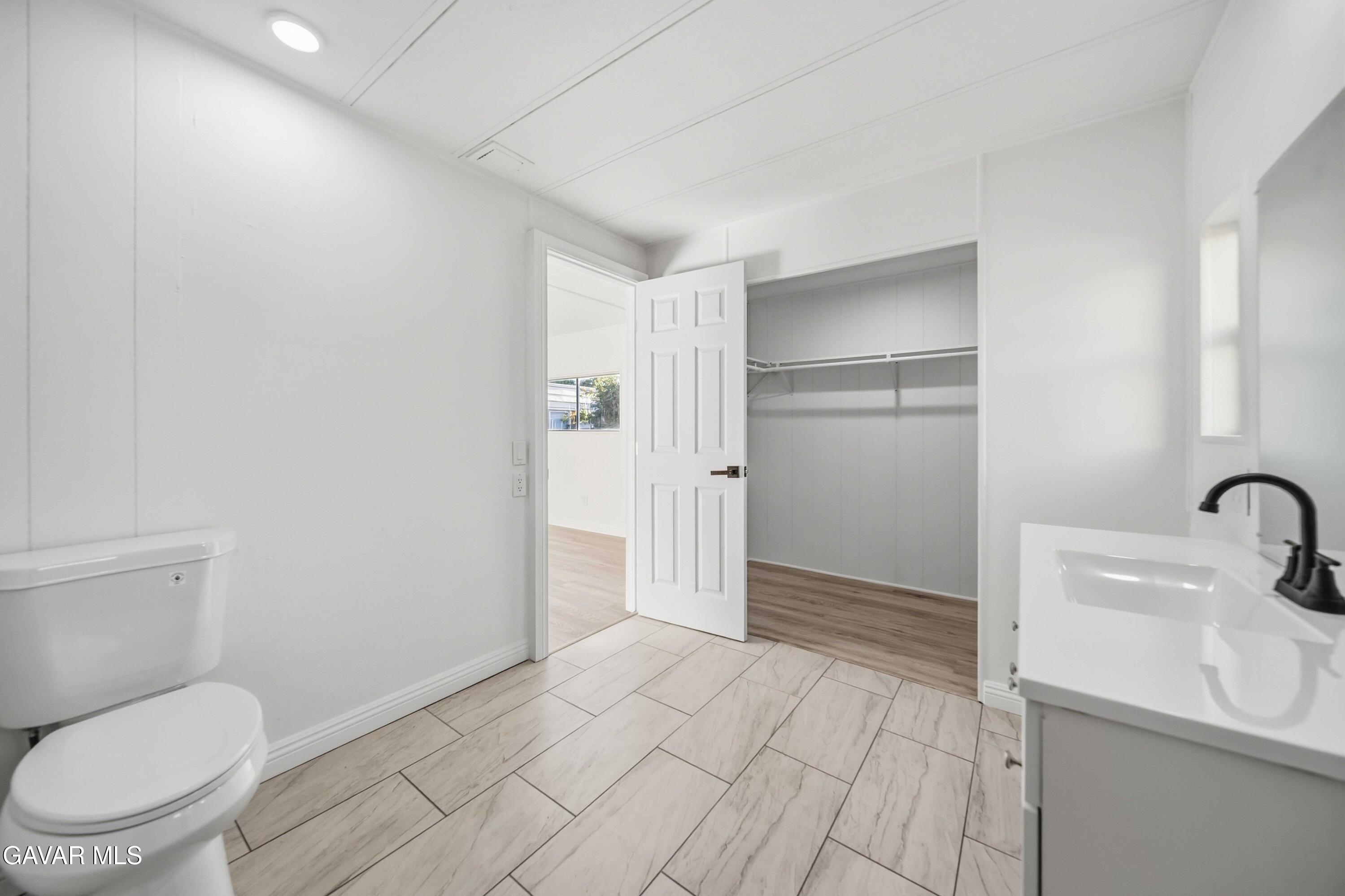 43850 20th St E Space, 47