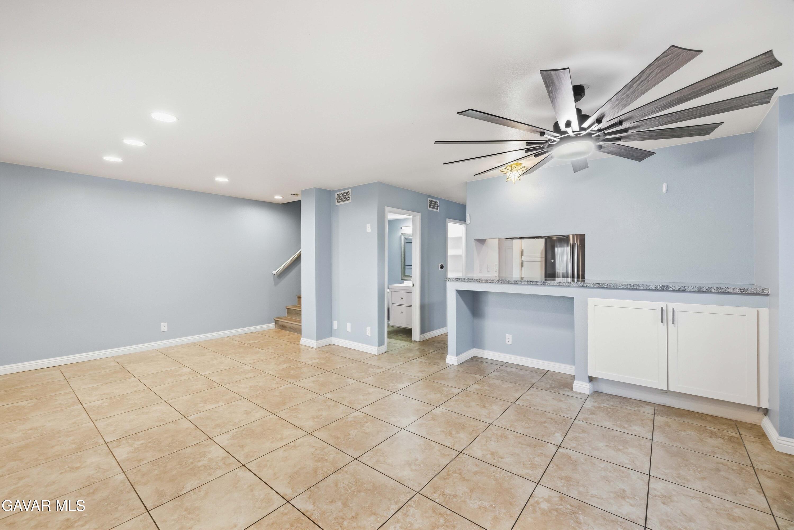 43471 W 30th Street, Unit 1