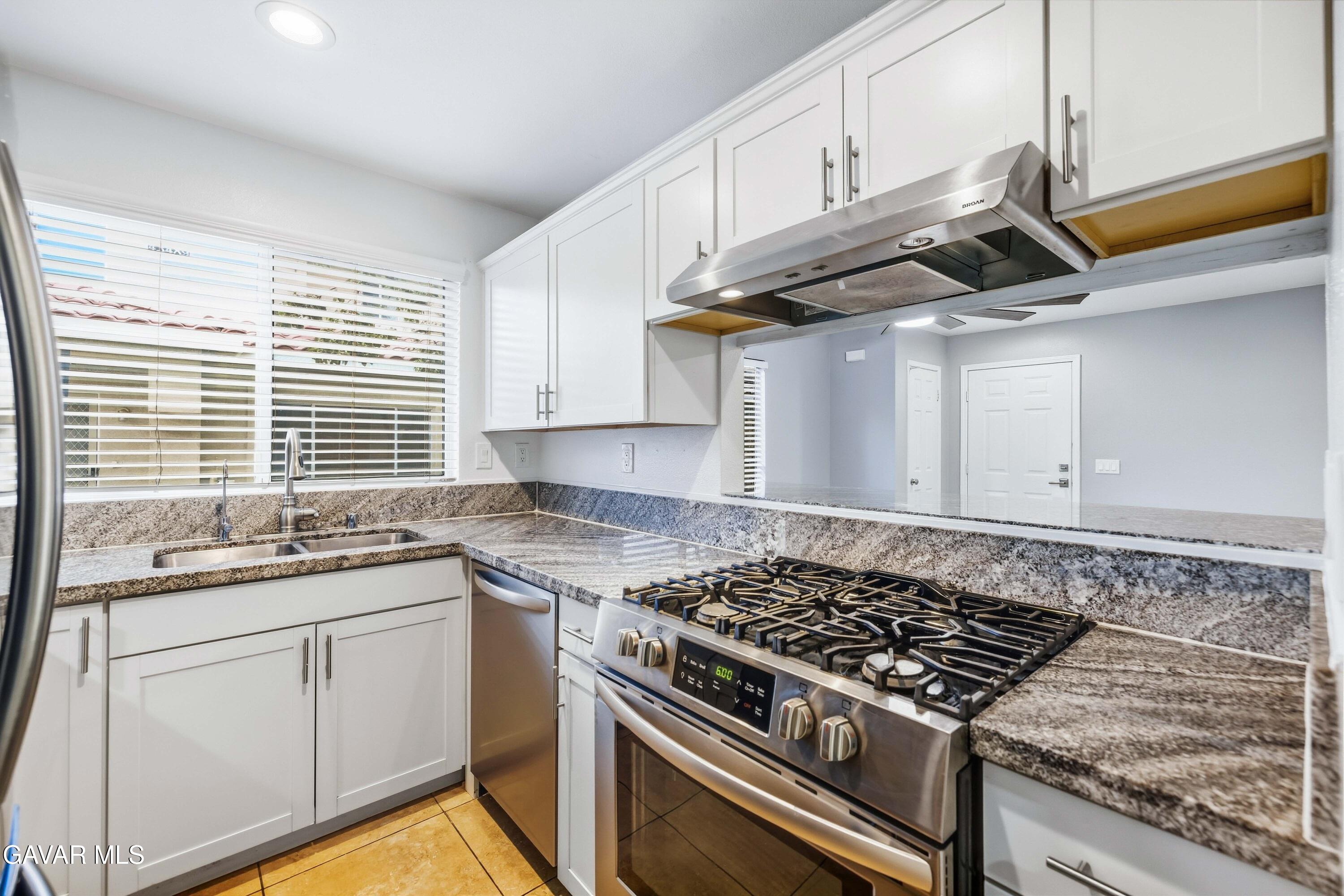 43471 W 30th Street, Unit 1