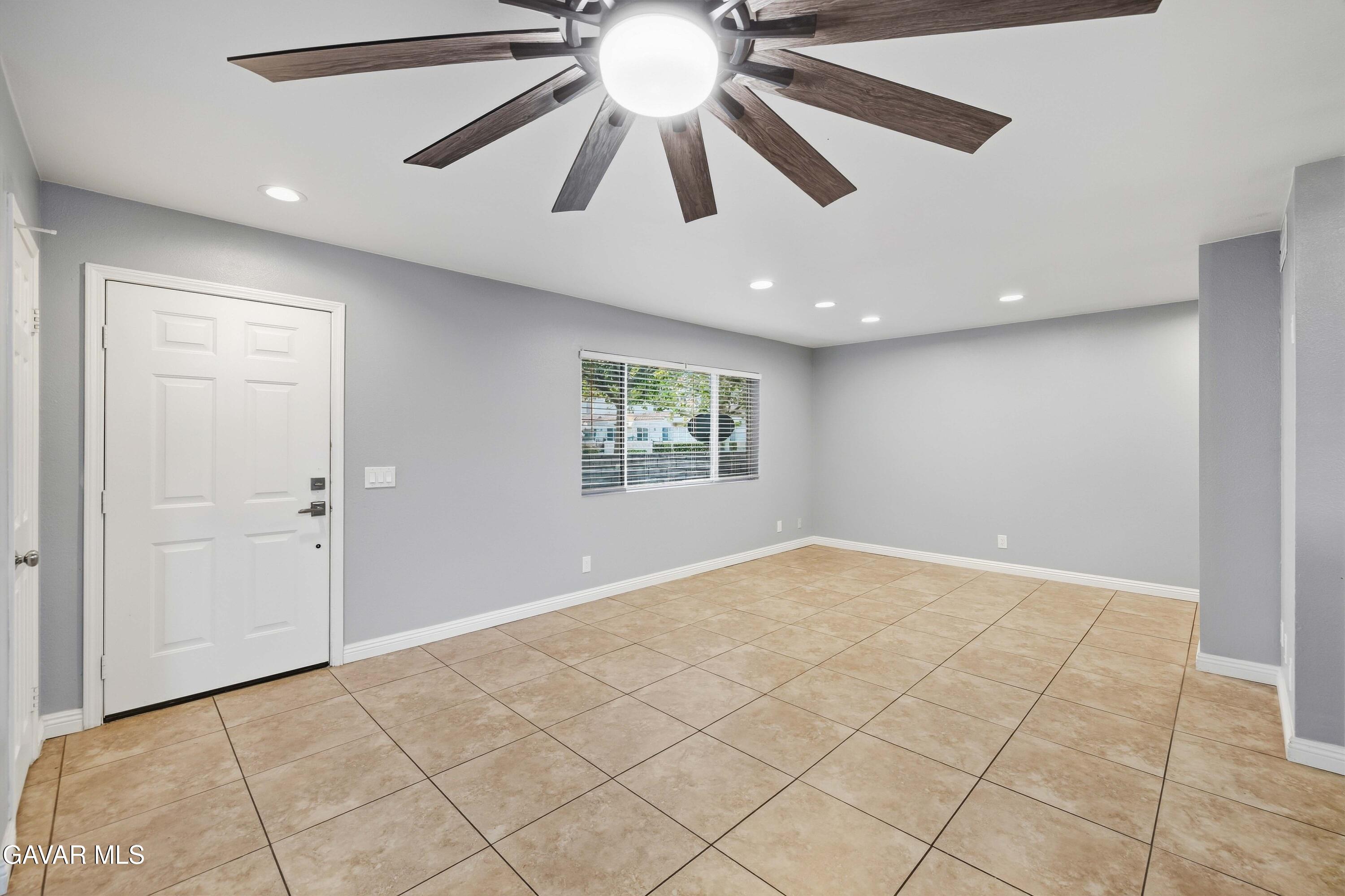 43471 W 30th Street, Unit 1
