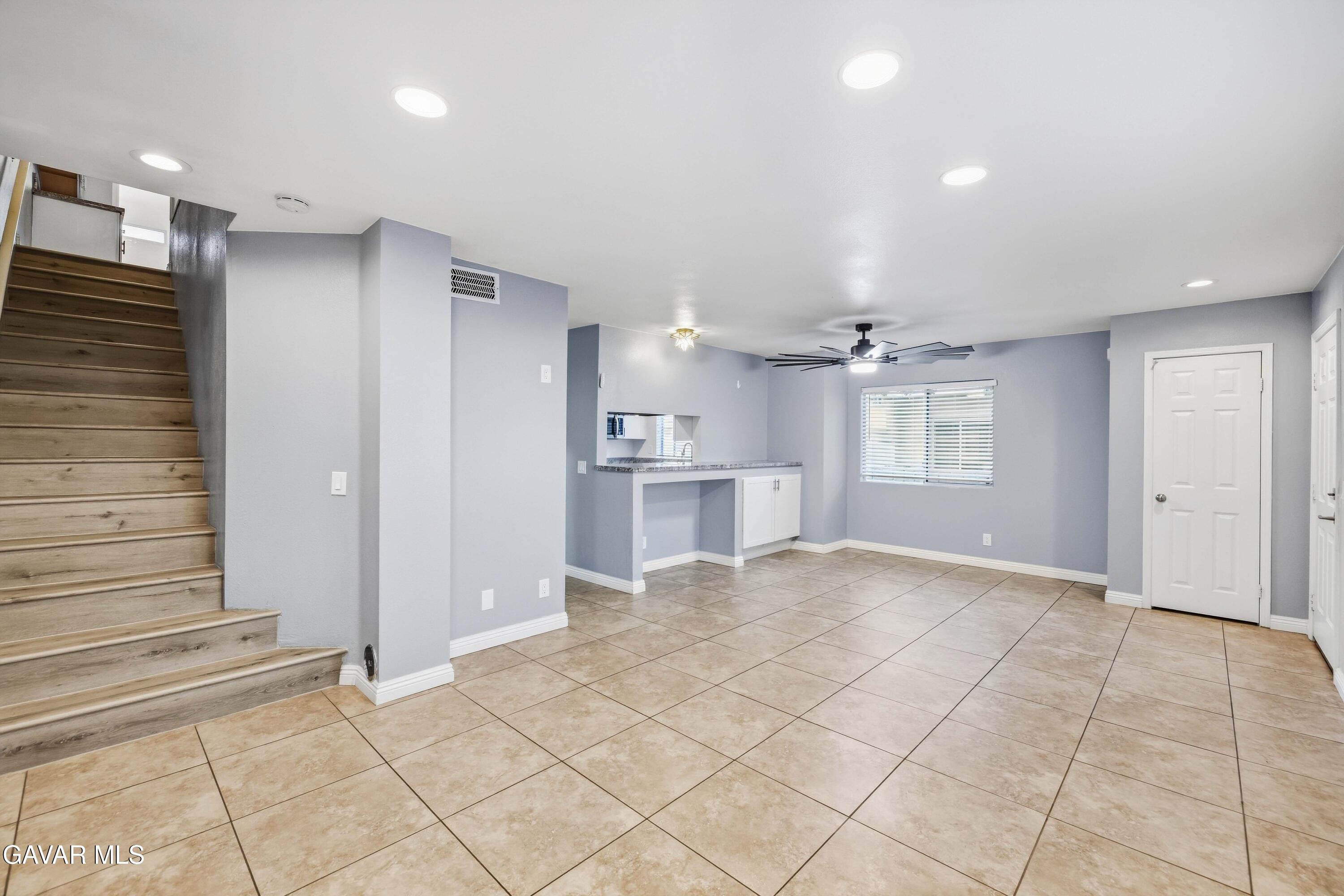 43471 W 30th Street, Unit 1