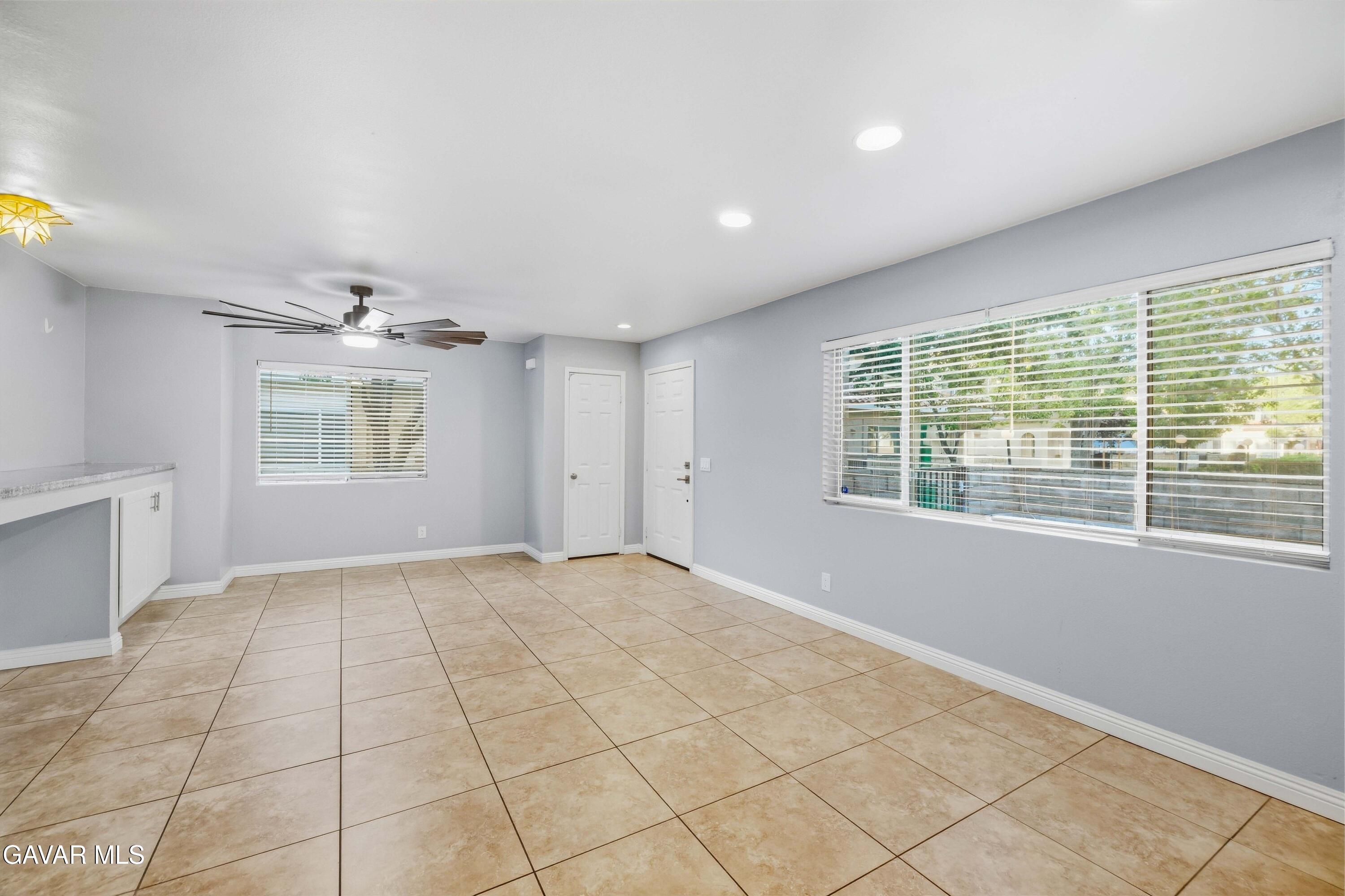 43471 W 30th Street, Unit 1