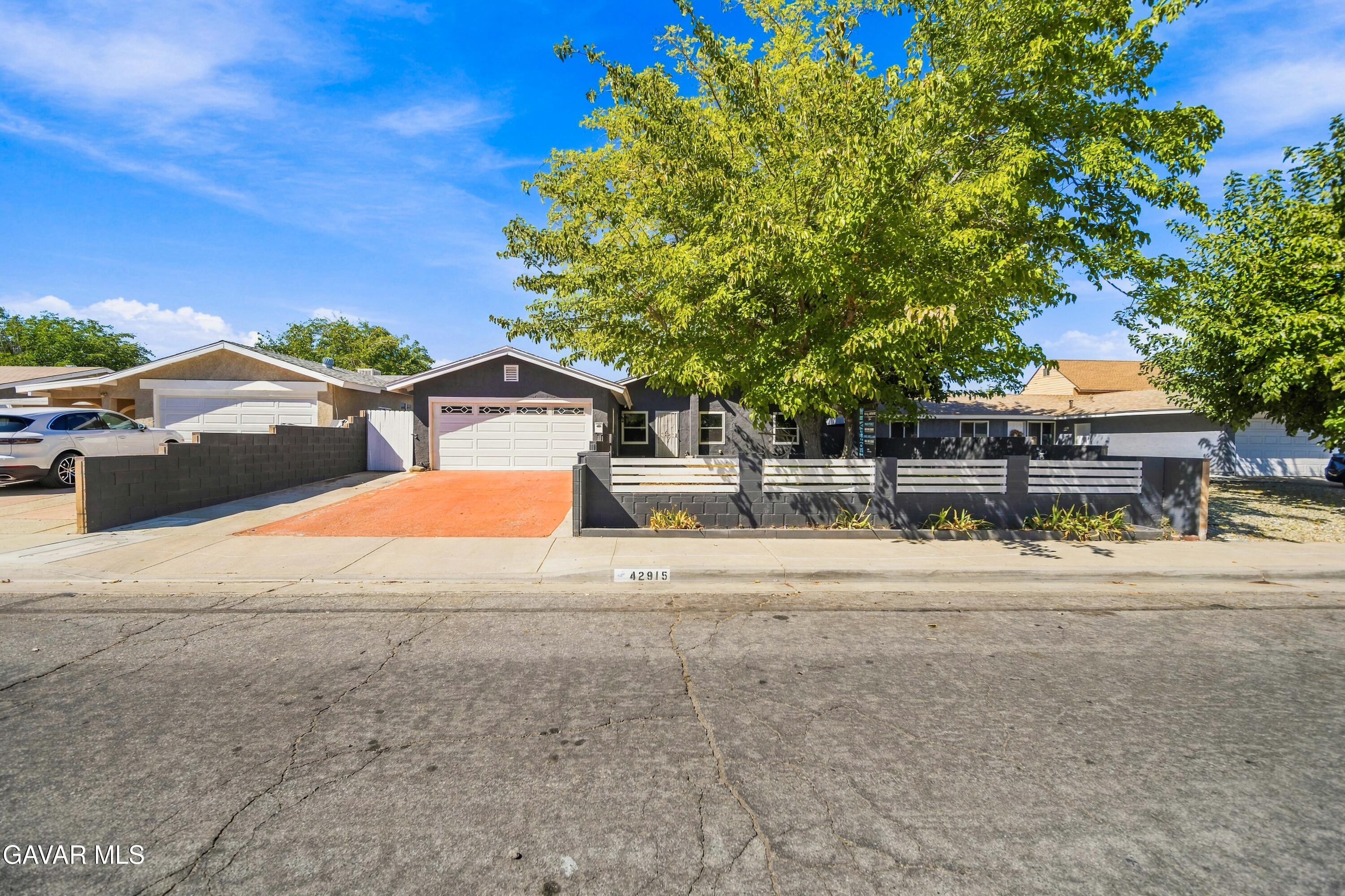 42915 Alep Street