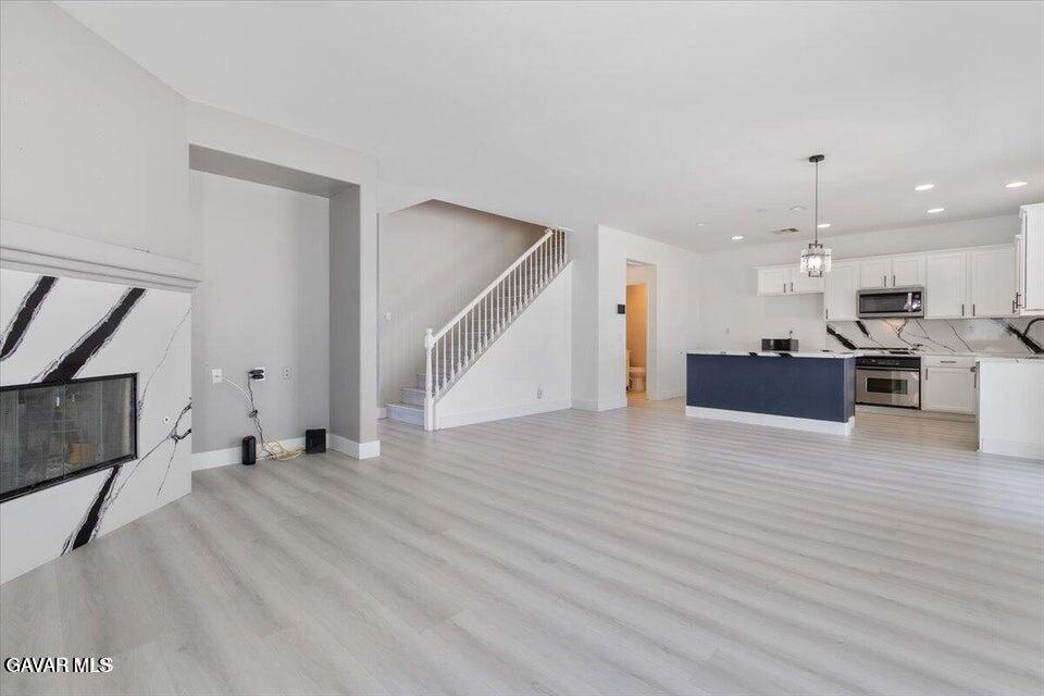 5761 Expedition Way