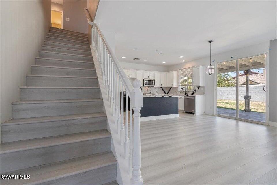 5761 Expedition Way