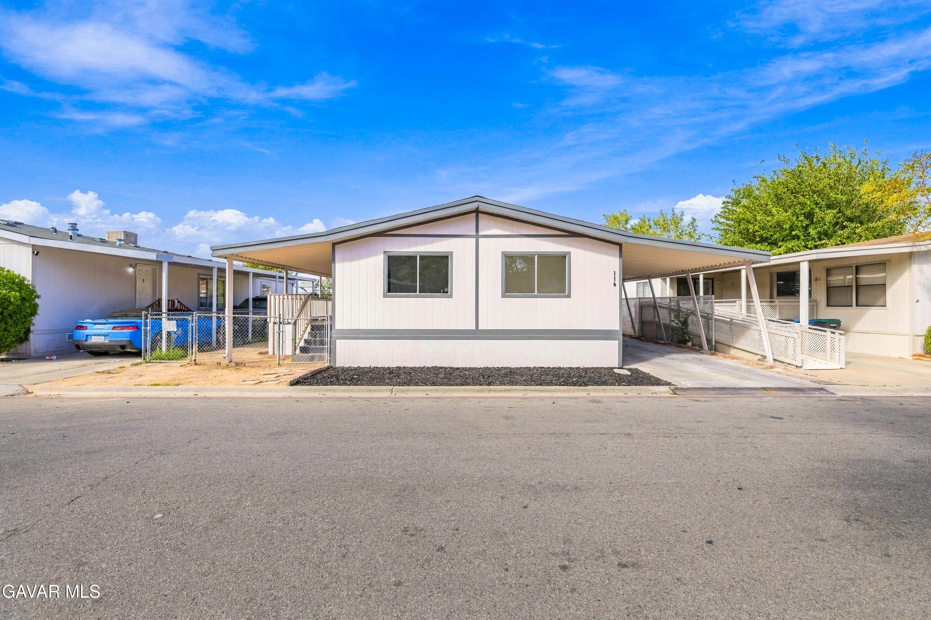 2330 E Avenue J8, 116