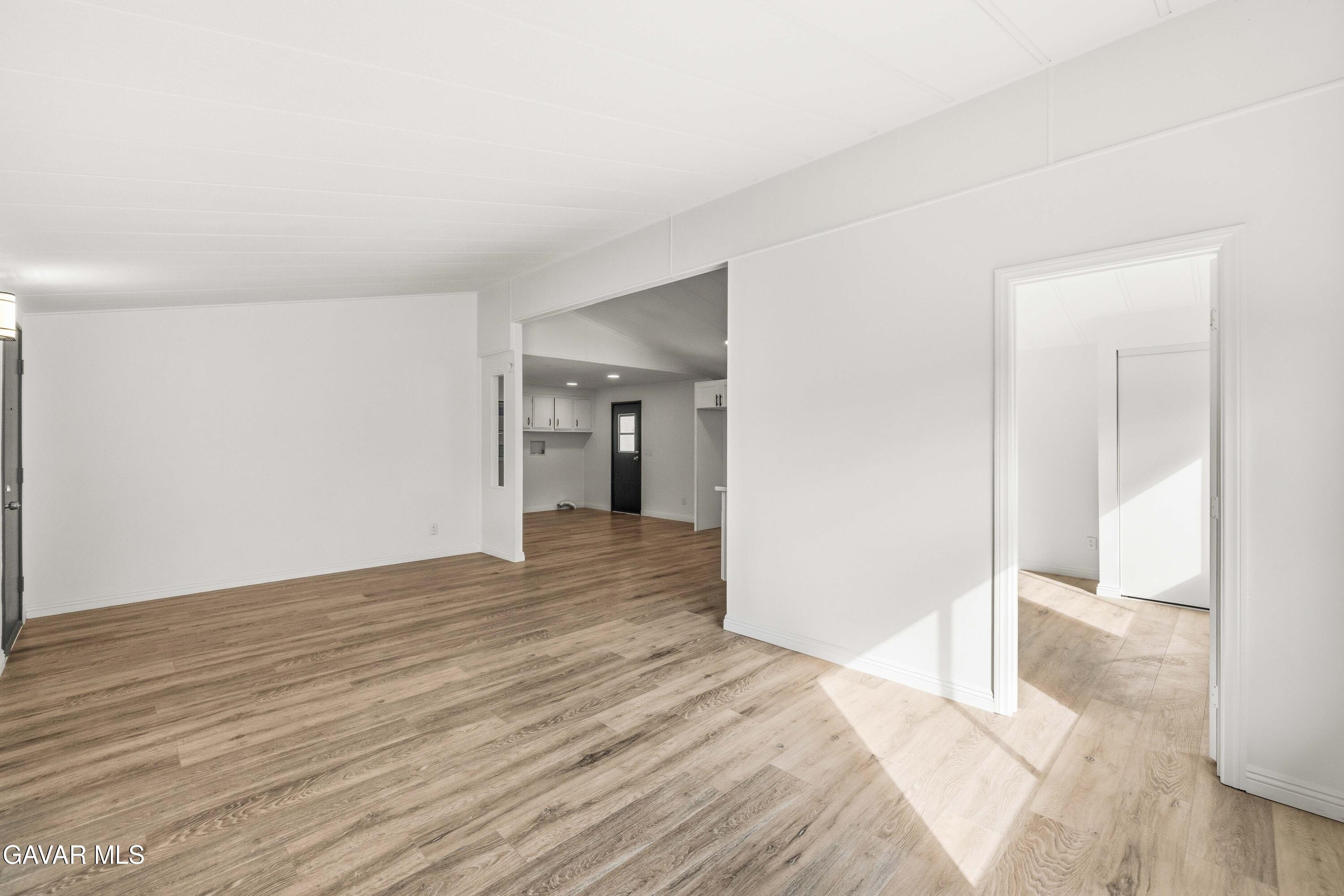 2330 E Avenue J8, 116