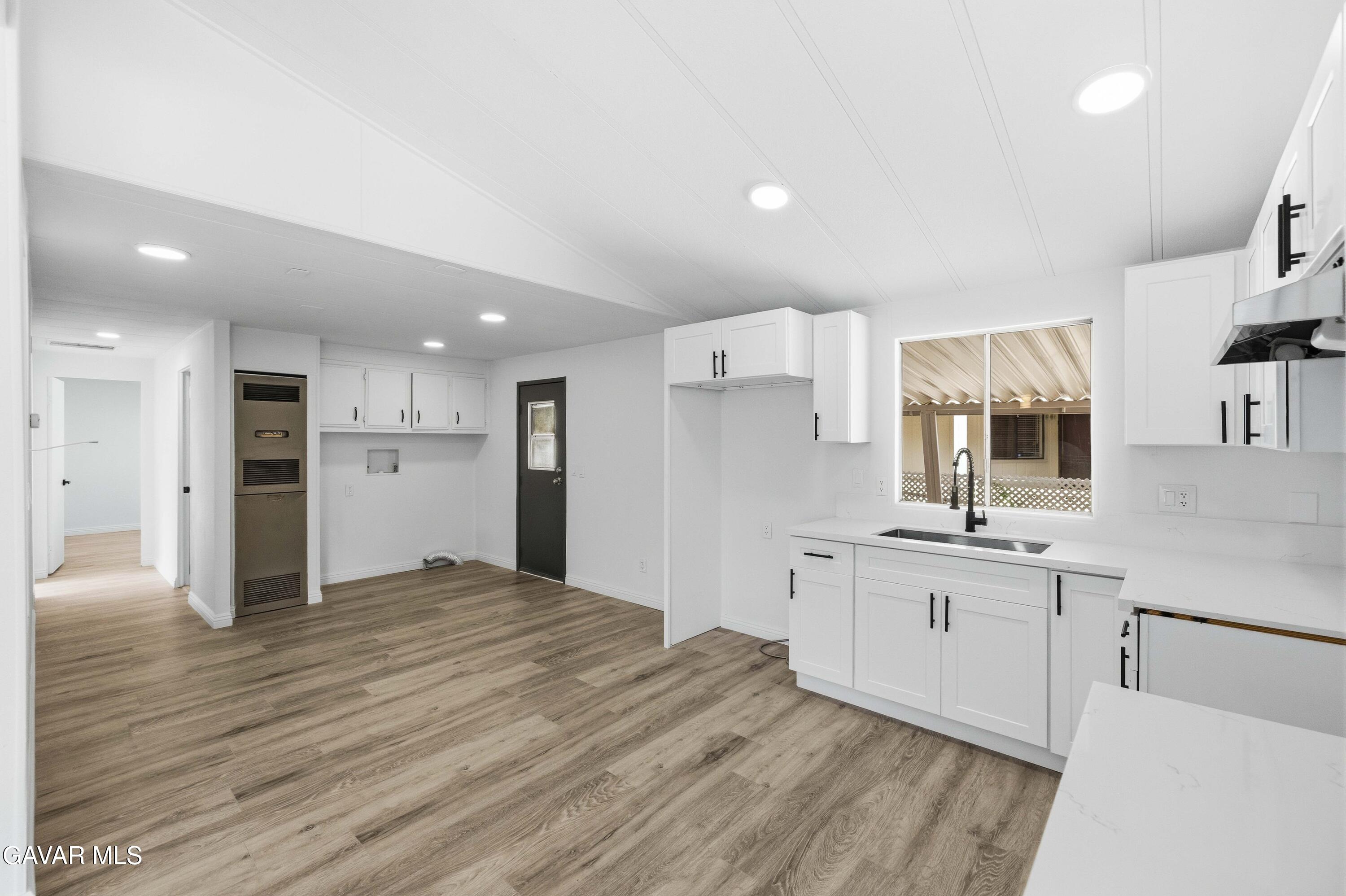 2330 E Avenue J8, 116