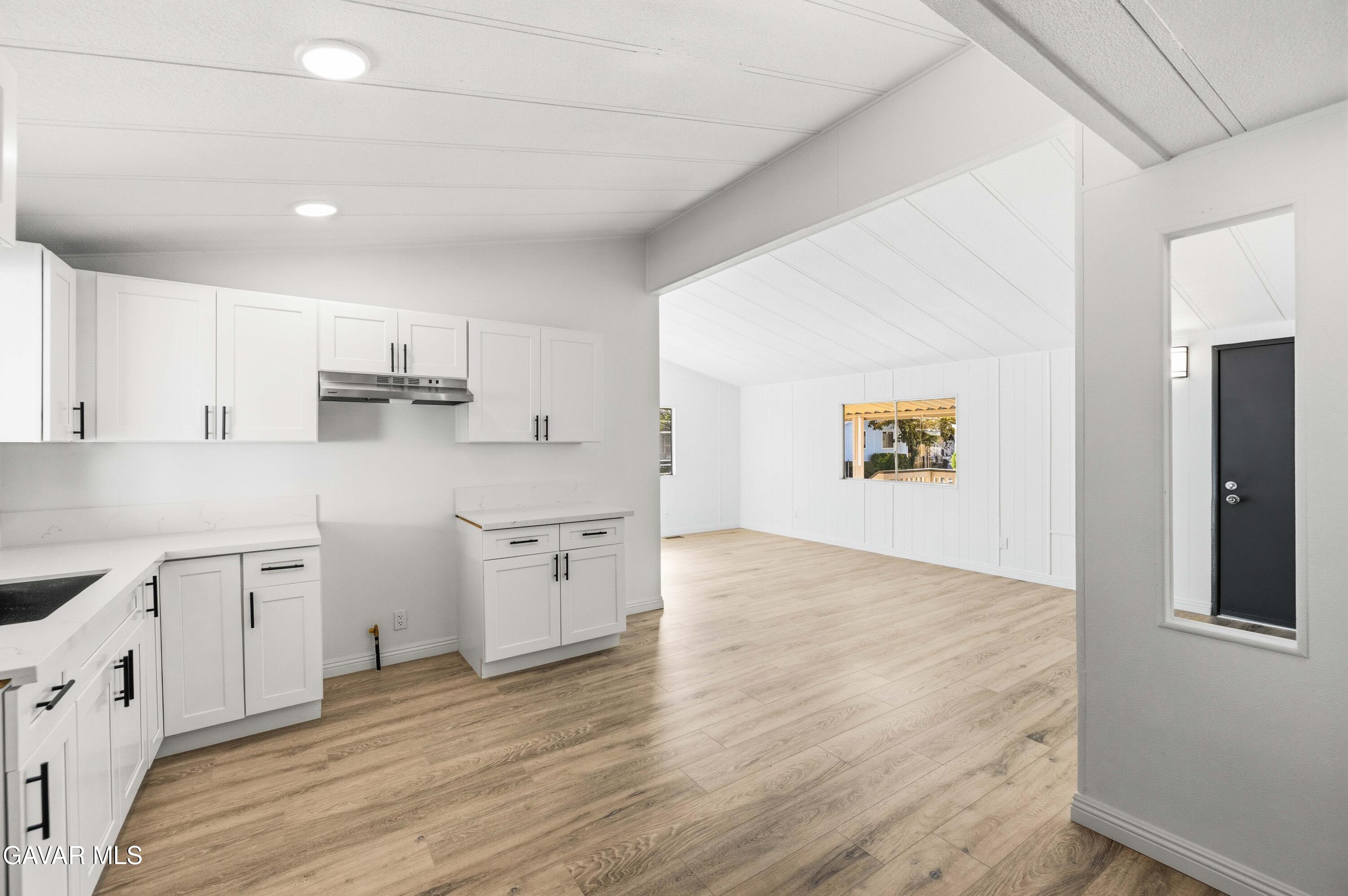 2330 E Avenue J8, 116