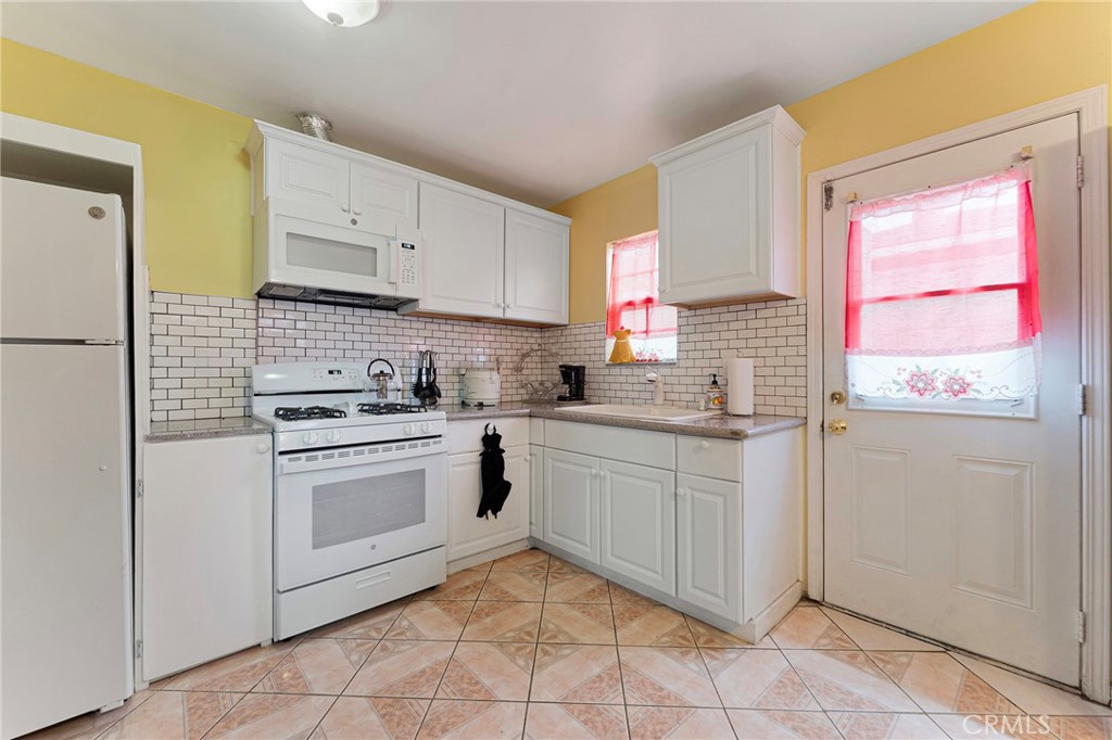 16448 Washington Drive