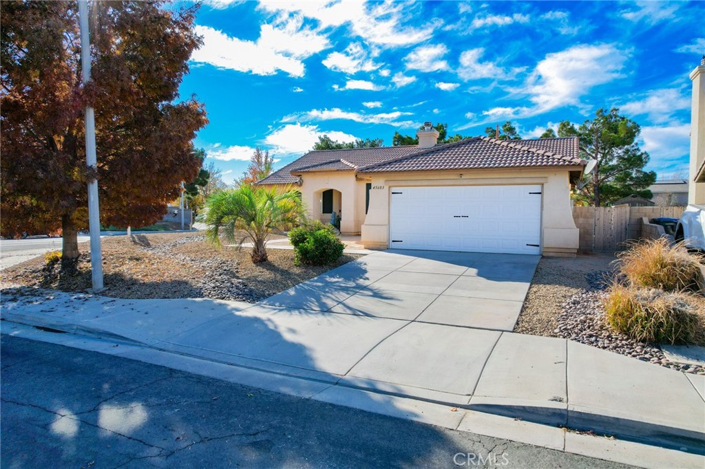 45603 Coventry Court