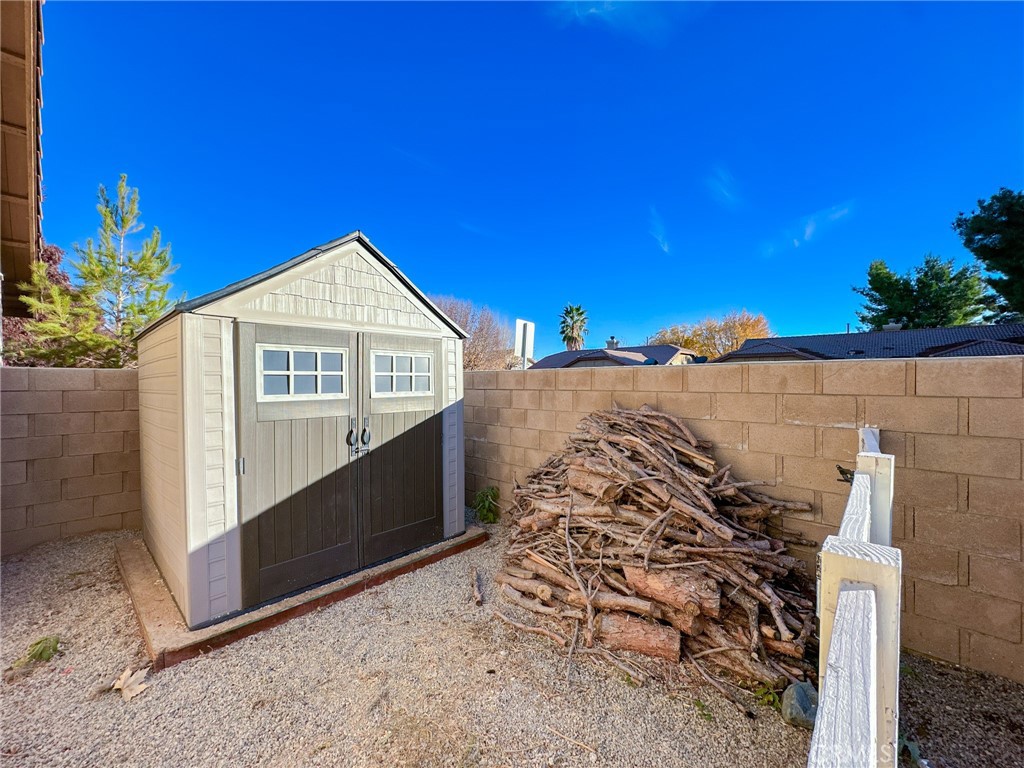 45603 Coventry Court